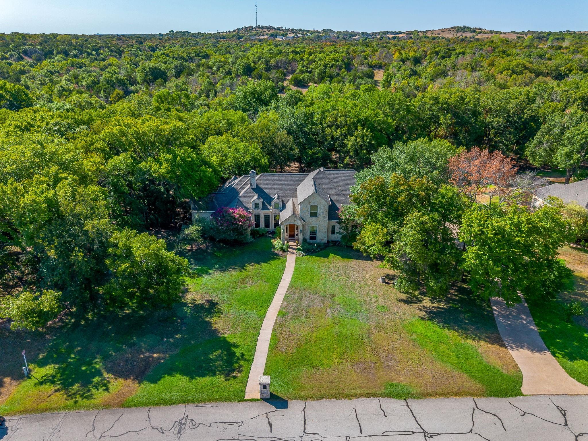 main property photo 4