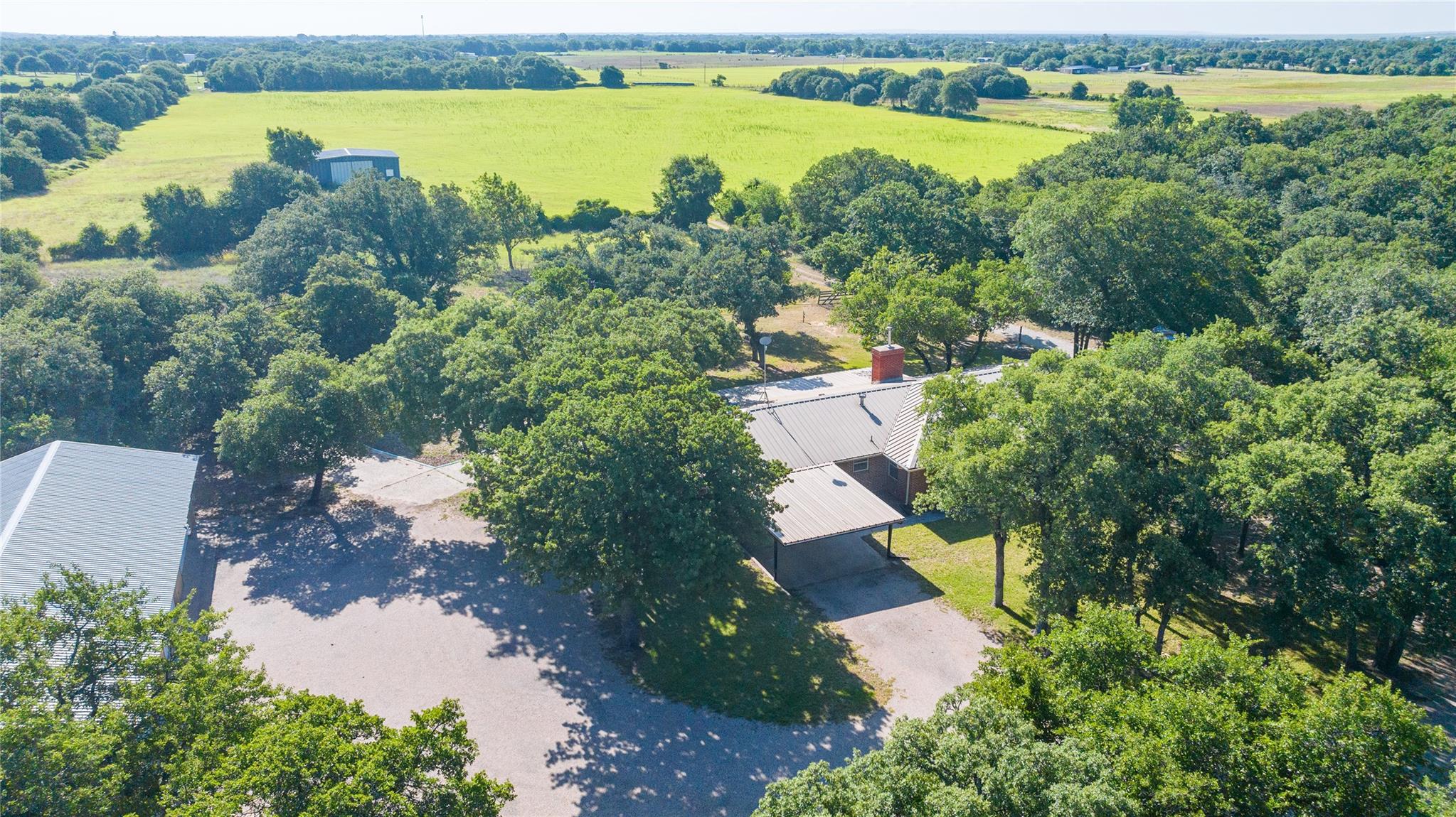 main property photo 39