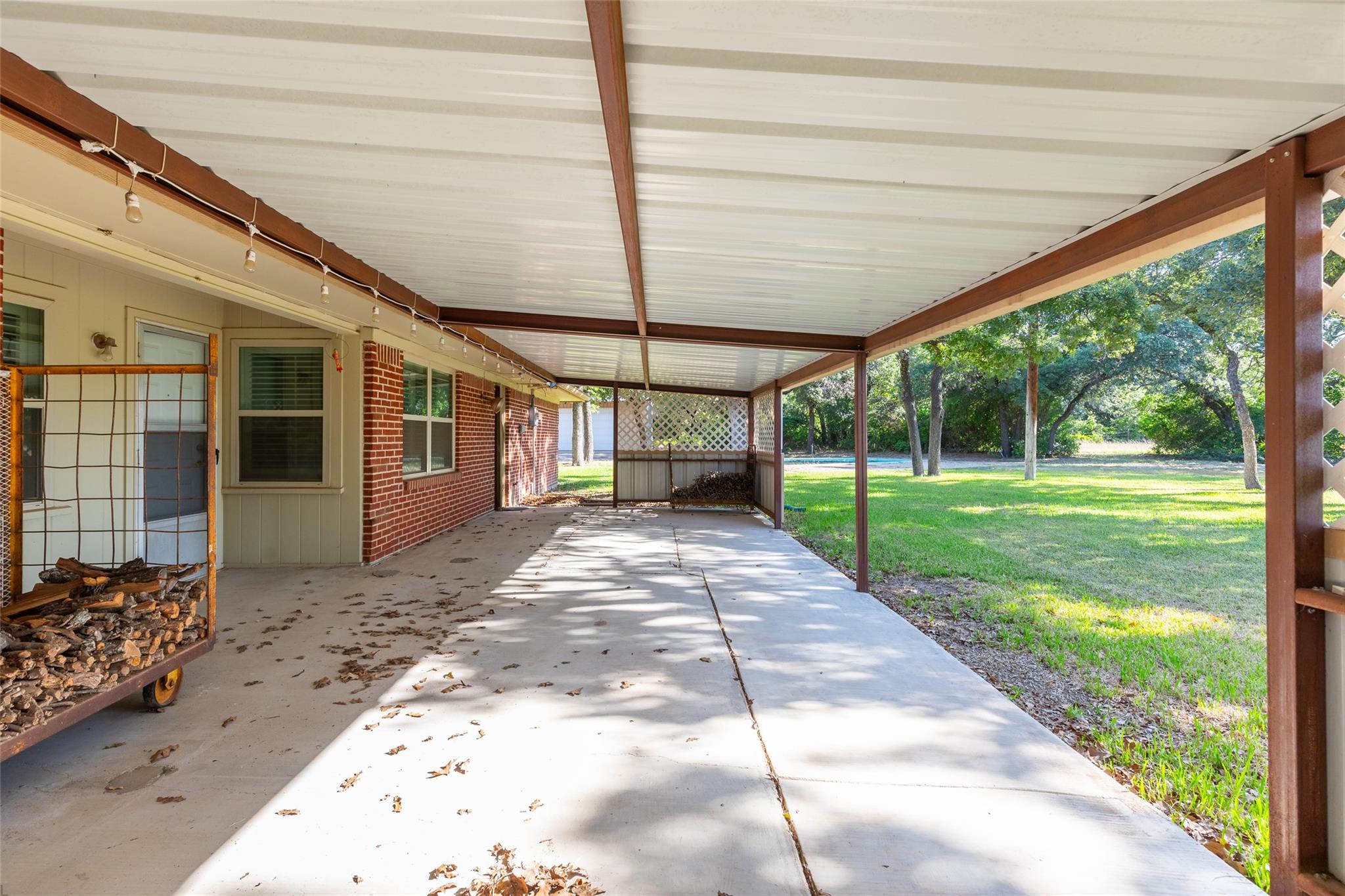 main property photo 6
