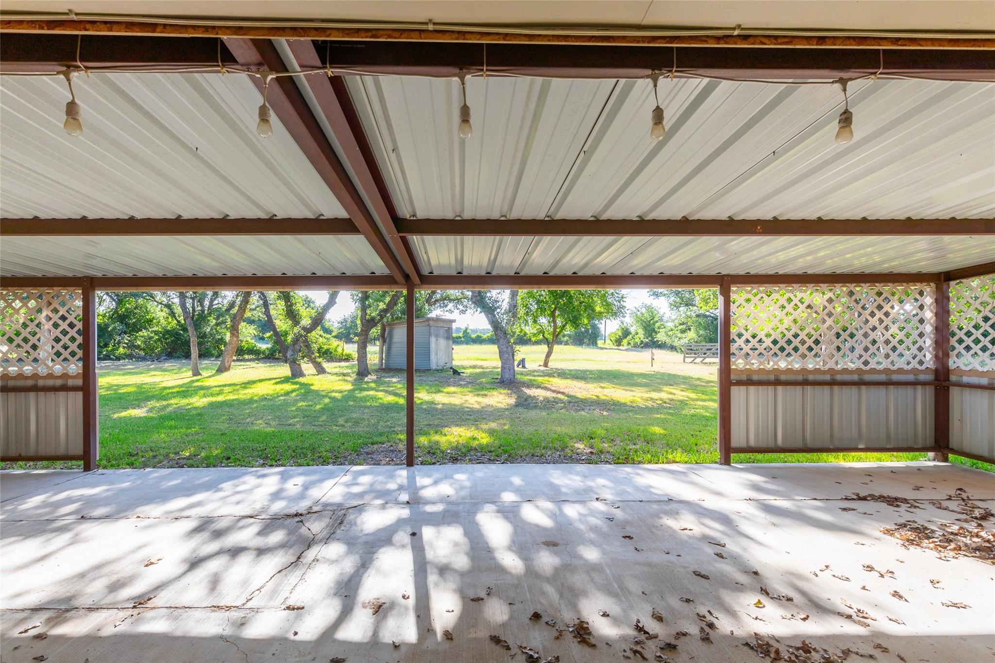 main property photo 7