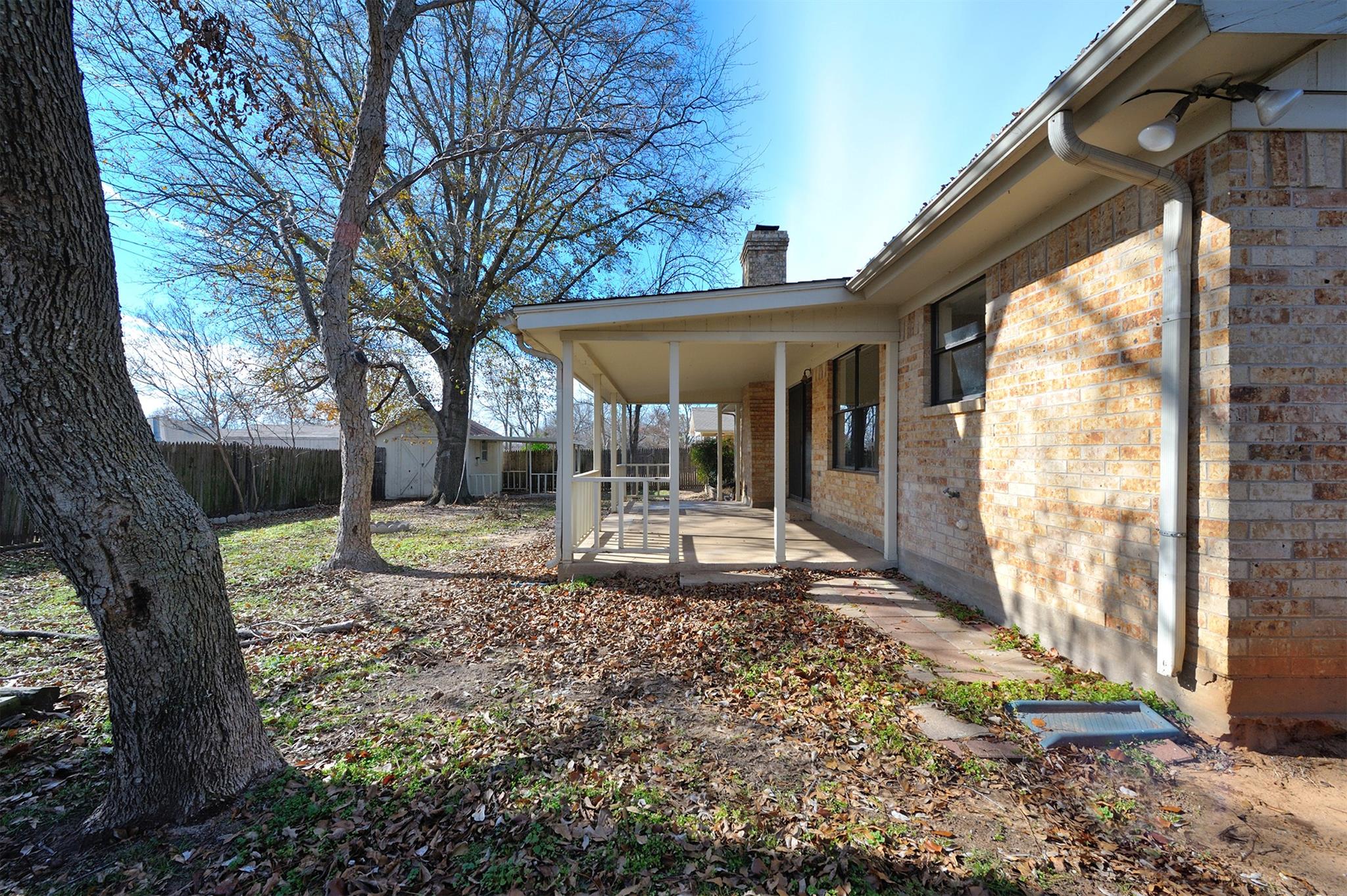 main property photo 24