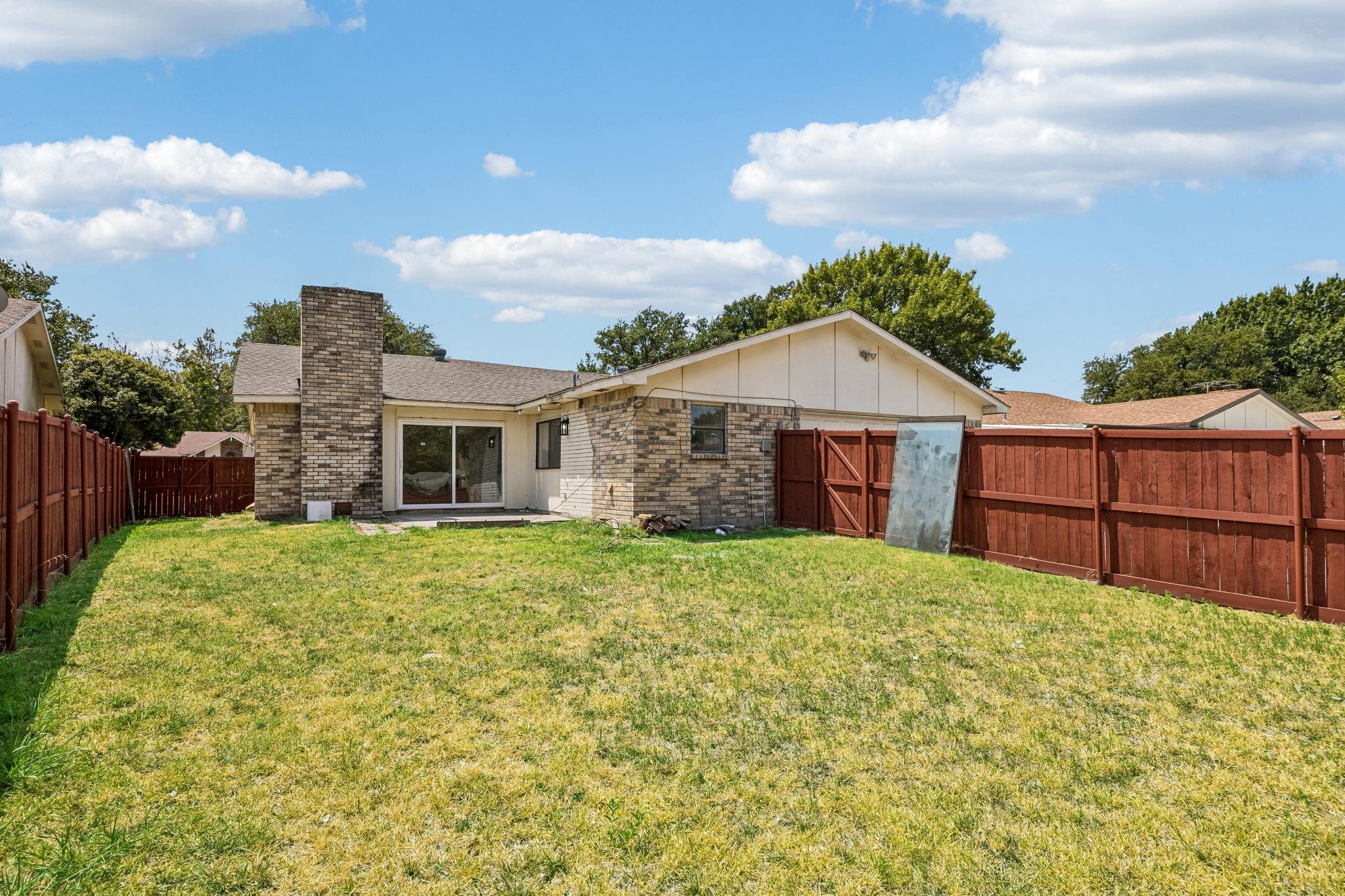 main property photo 23