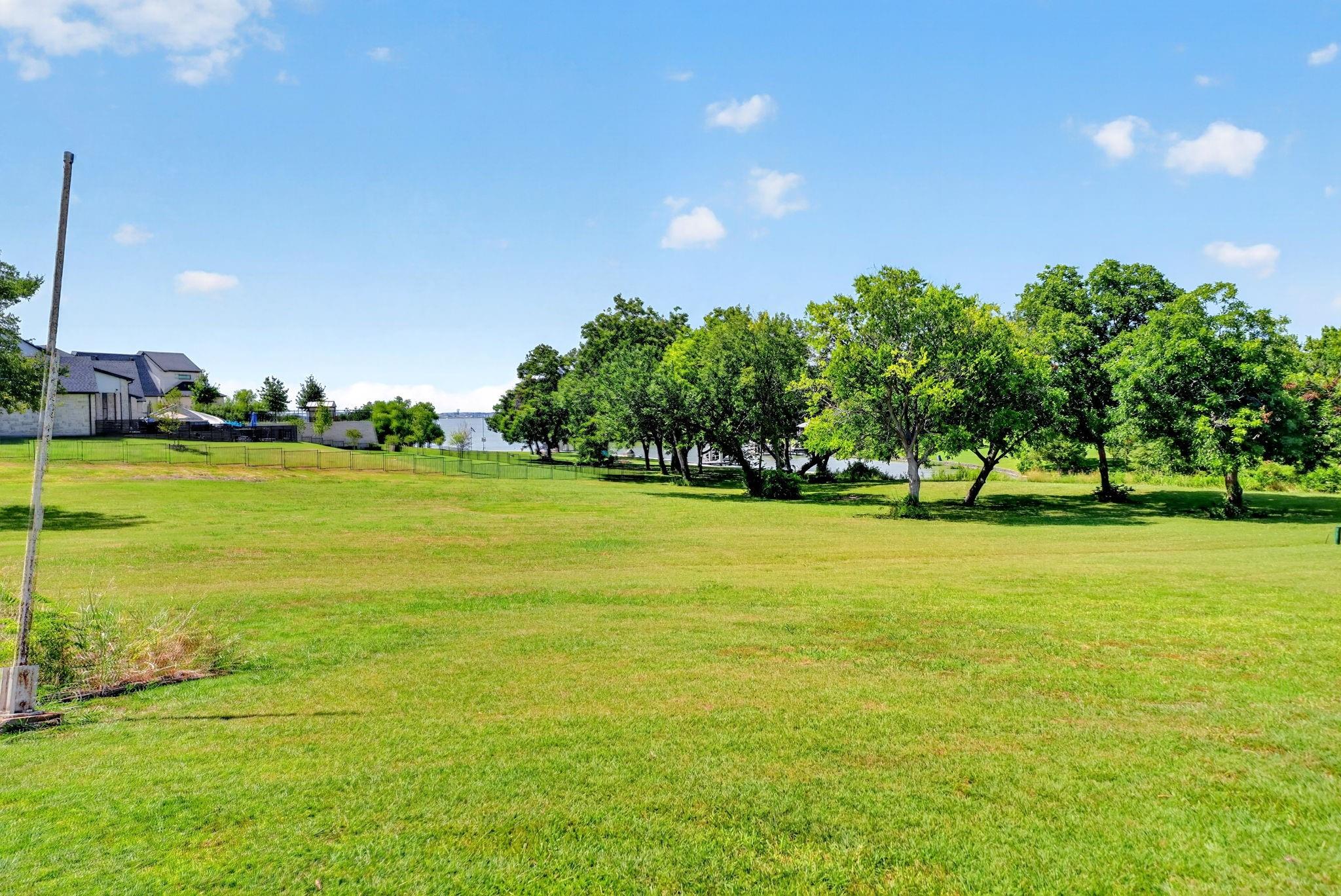 main property photo 32