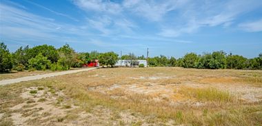 image of property with 2 Bed | 1 Bath | 896 Sqft