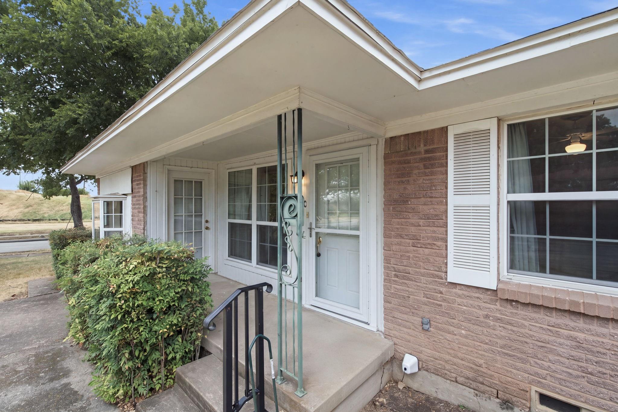 main property photo 29