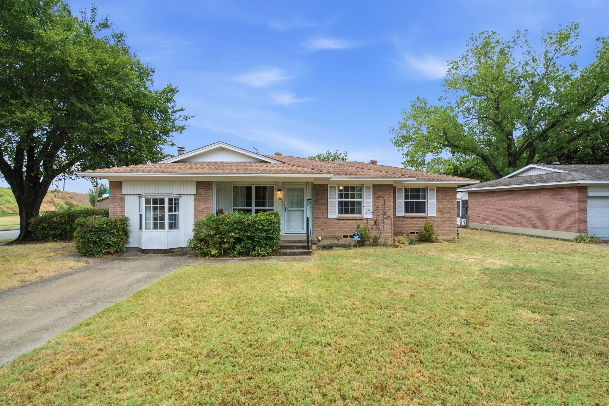 main property photo 32