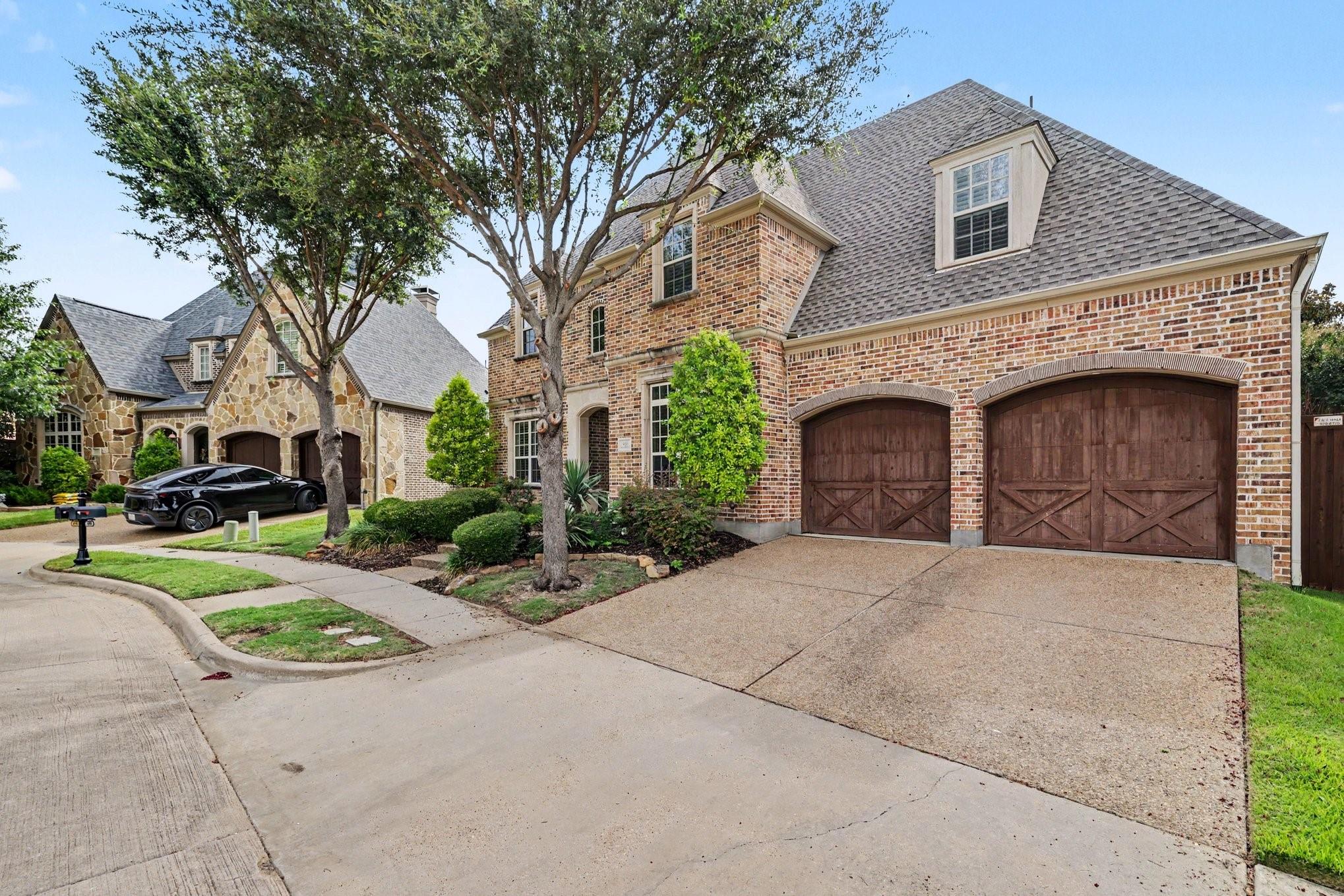 main property photo 29