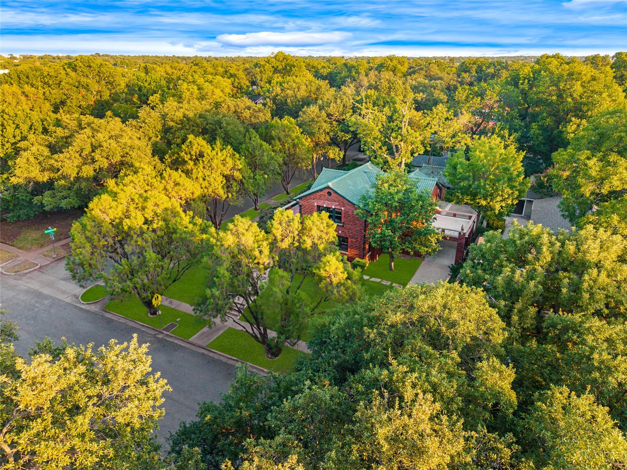 main property photo 38