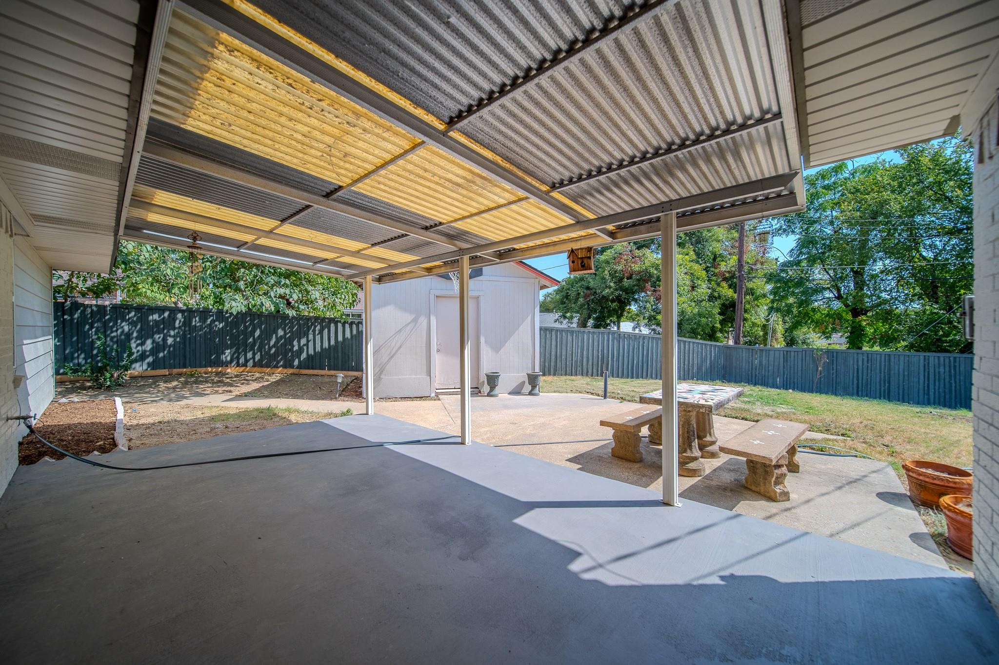 main property photo 12