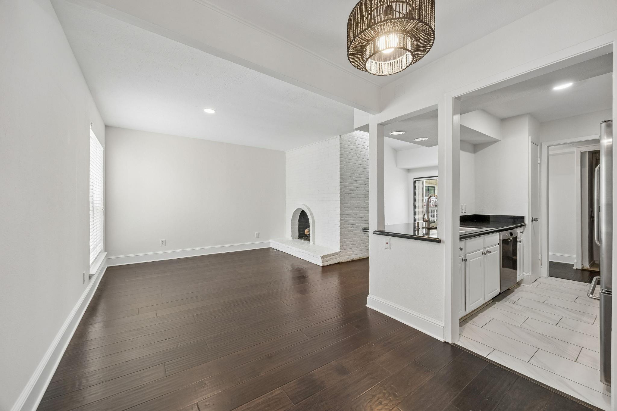 property viewer photo 11