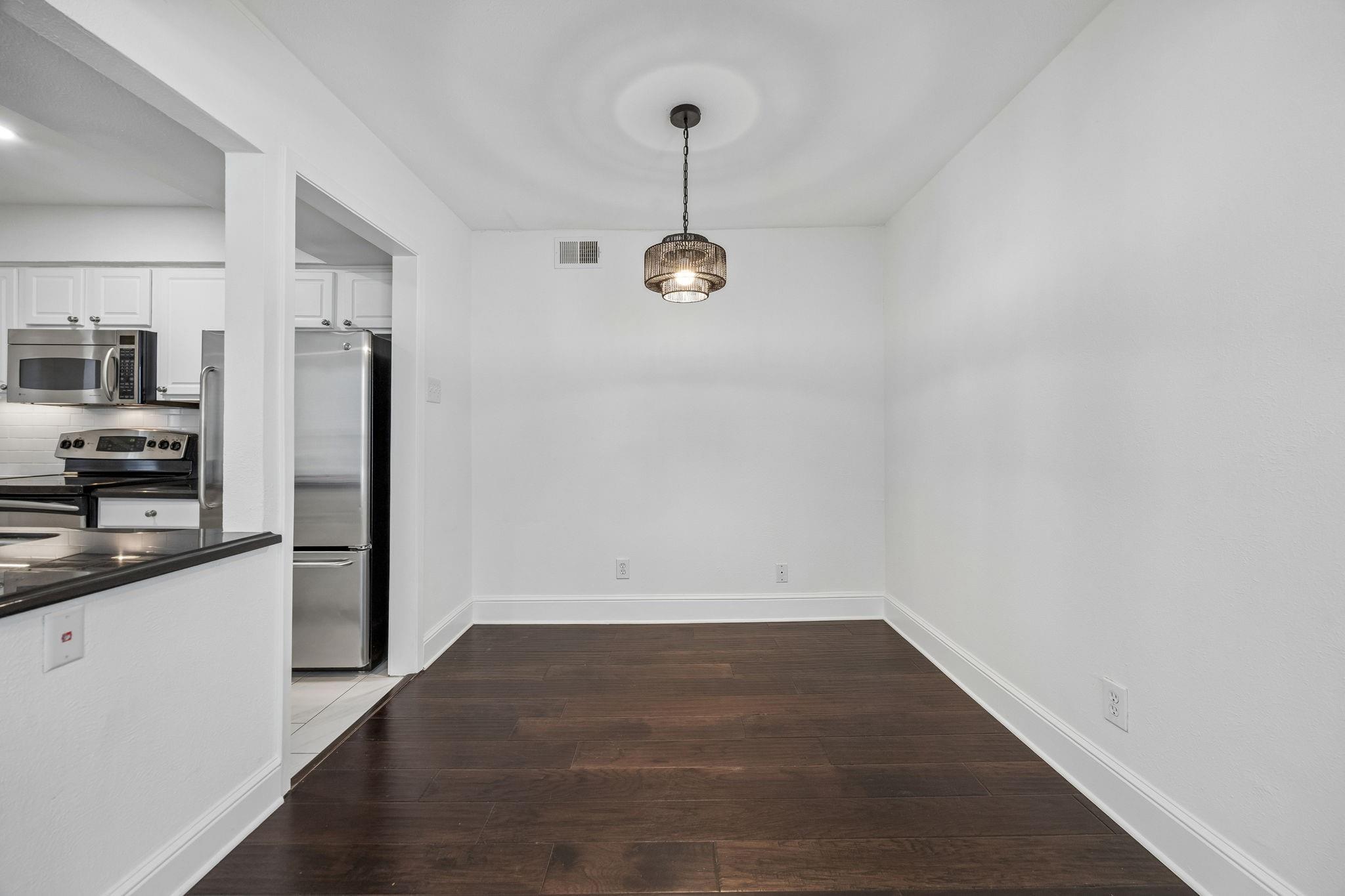property viewer photo 13