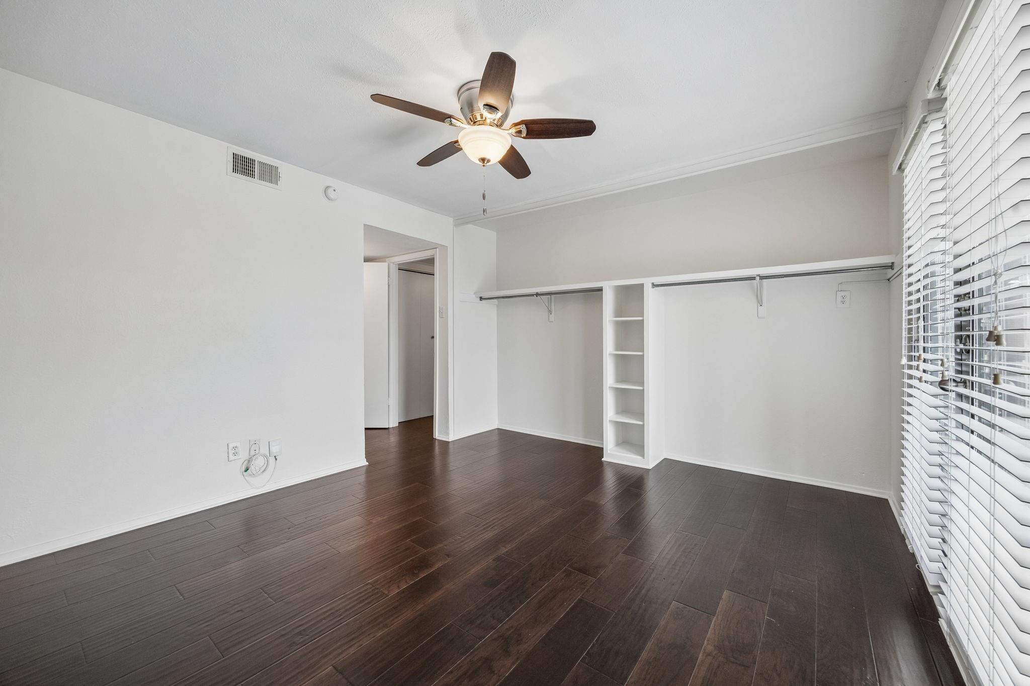 property viewer photo 25