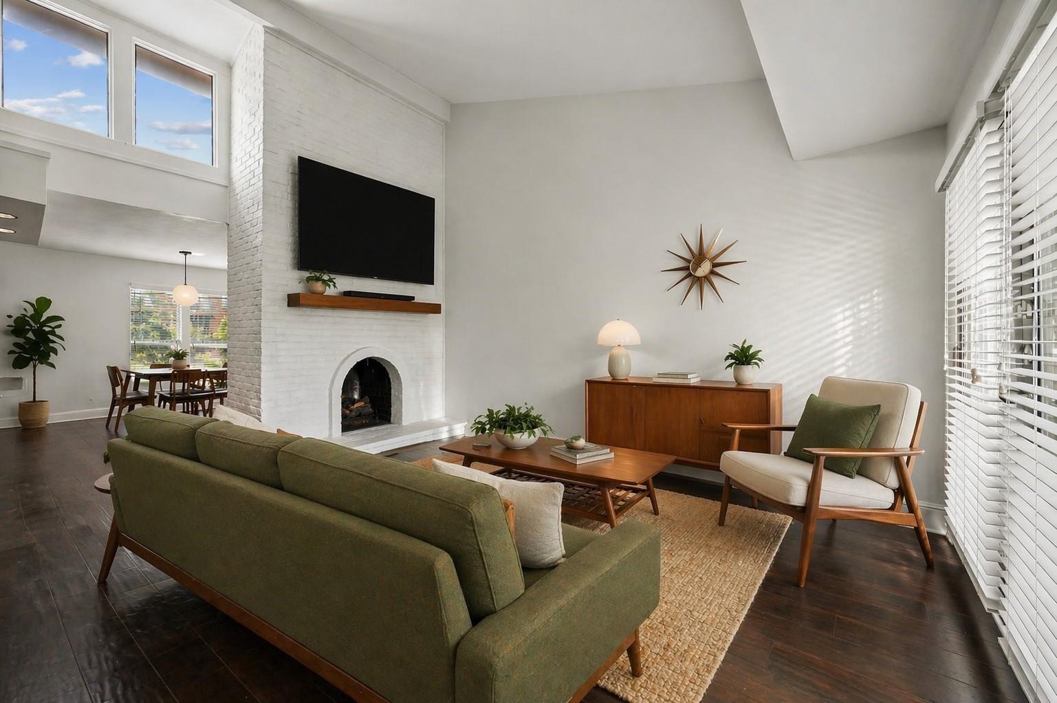 property viewer photo 4