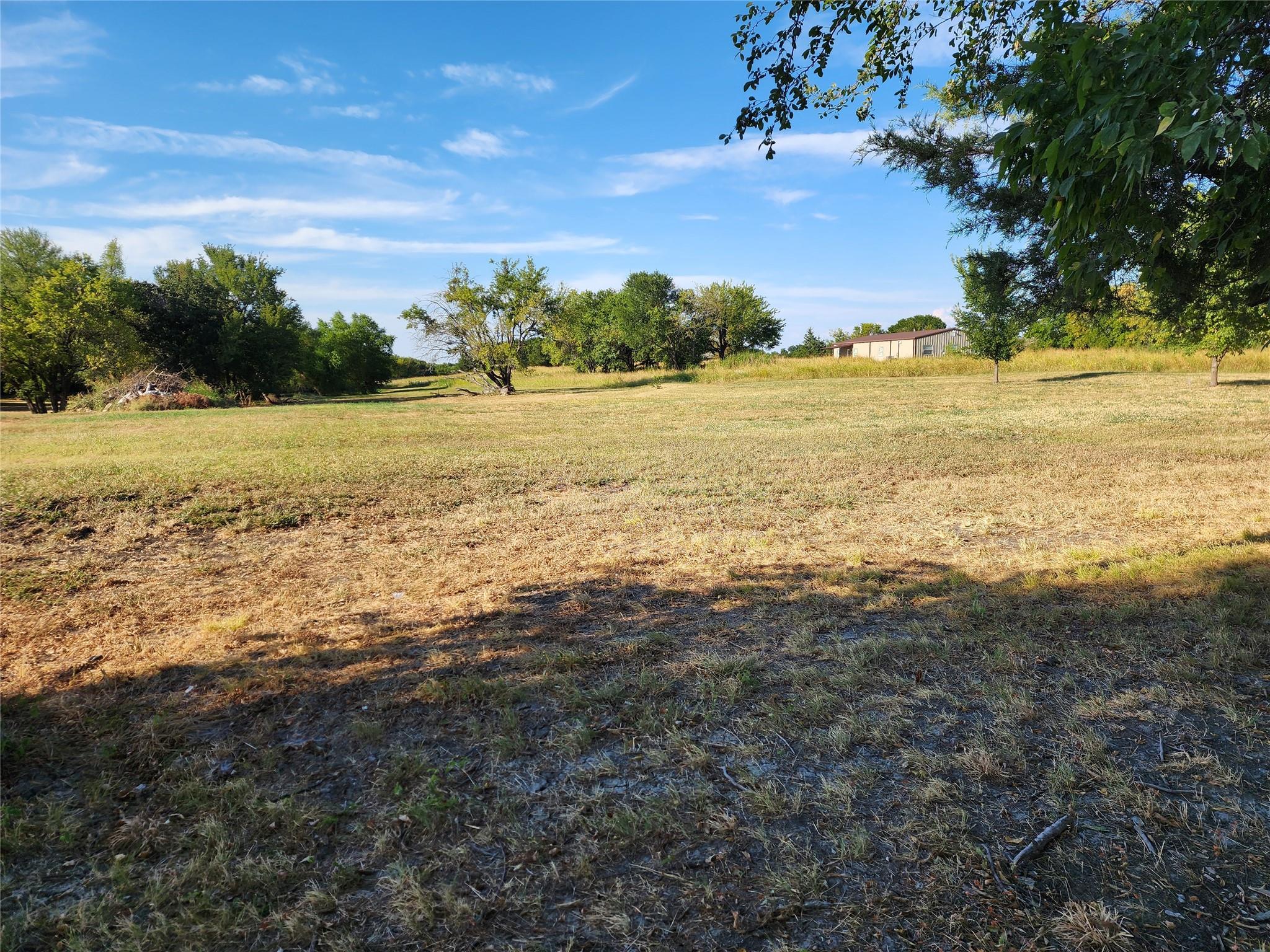 main property photo 12