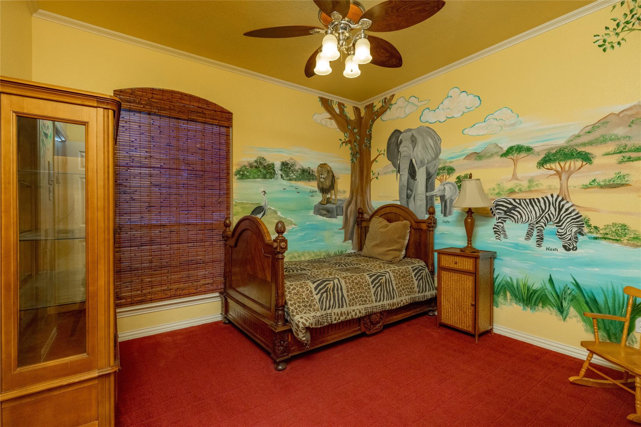main property photo 28
