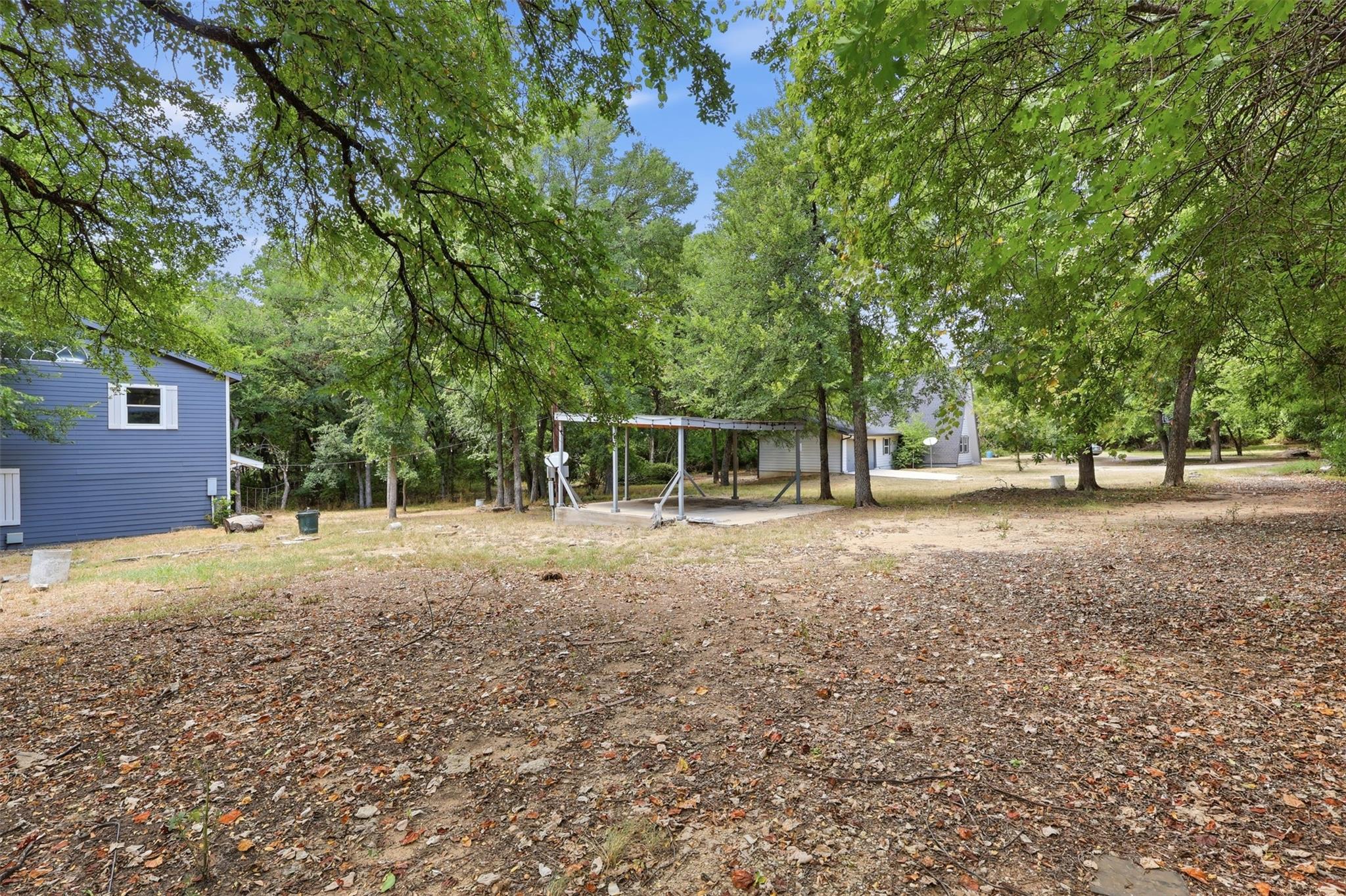 main property photo 19