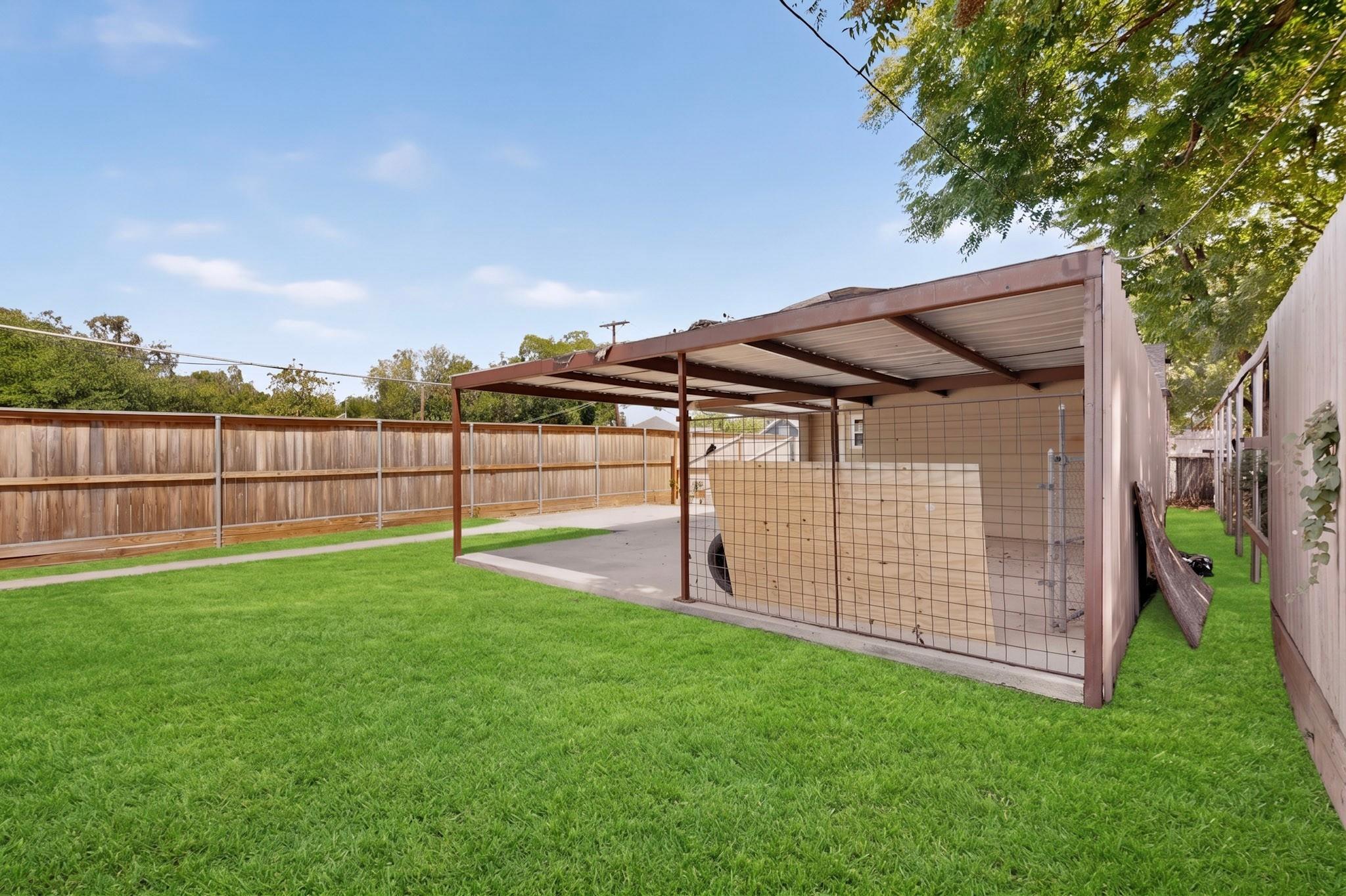 main property photo 13