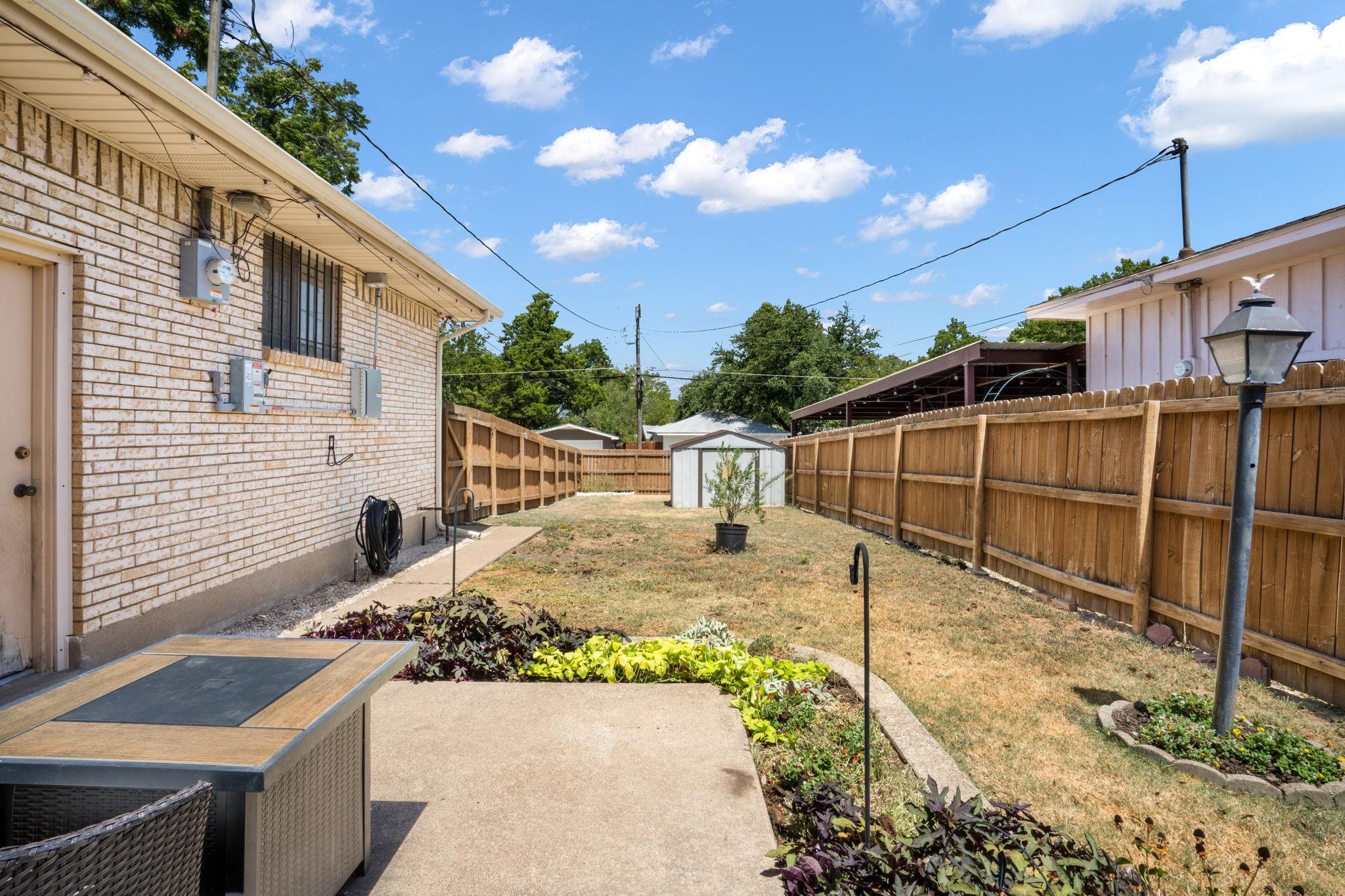 main property photo 19