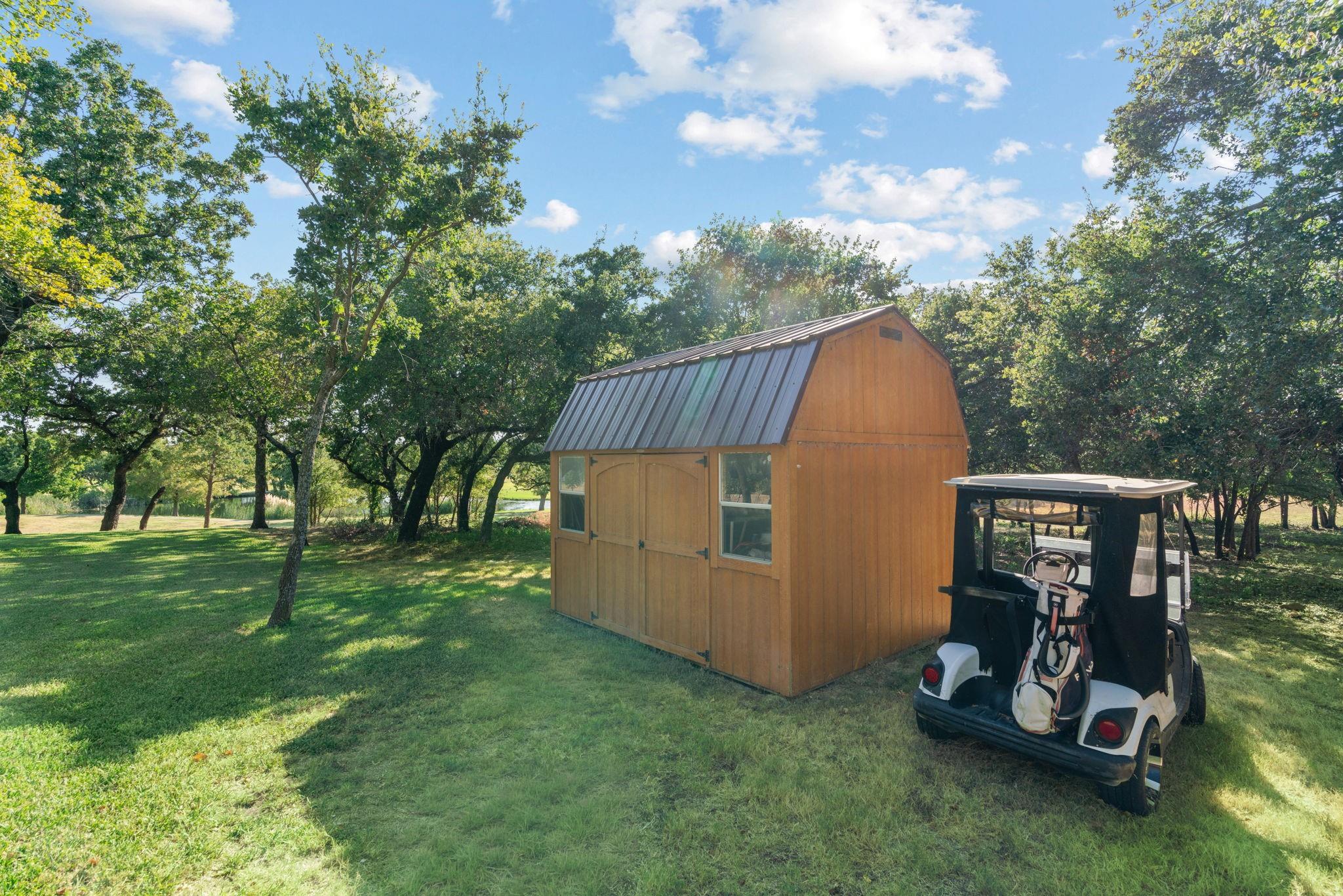 main property photo 37