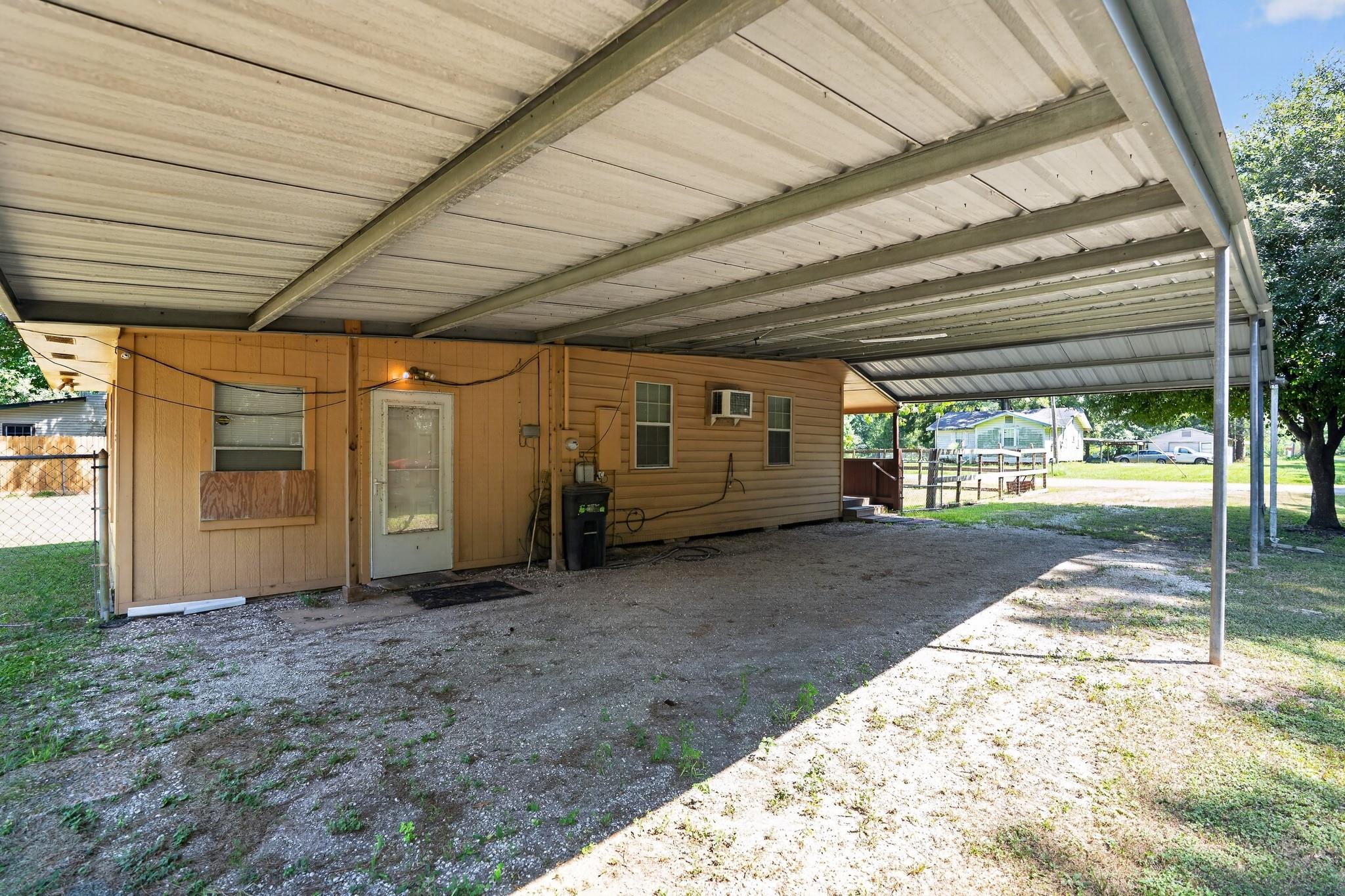 main property photo 19