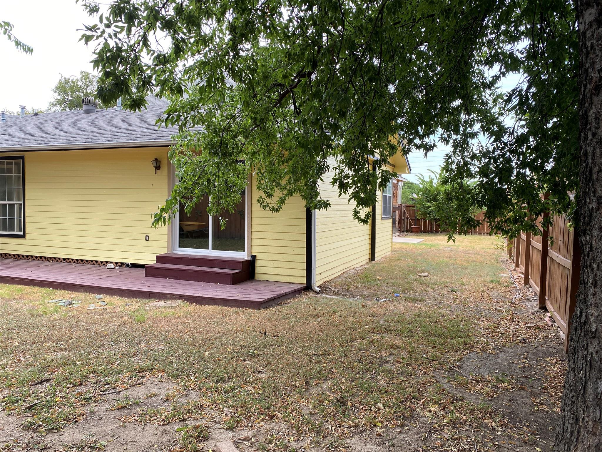 main property photo 23