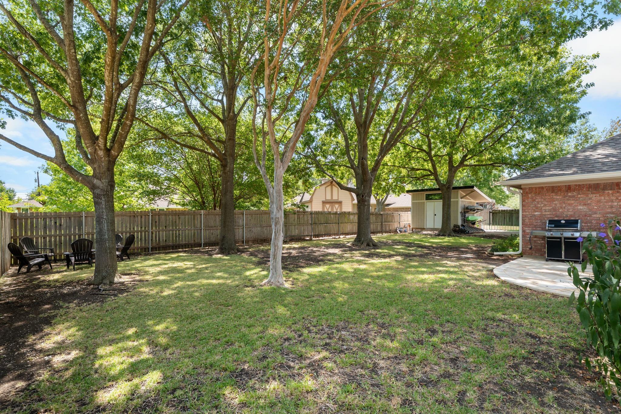 main property photo 32