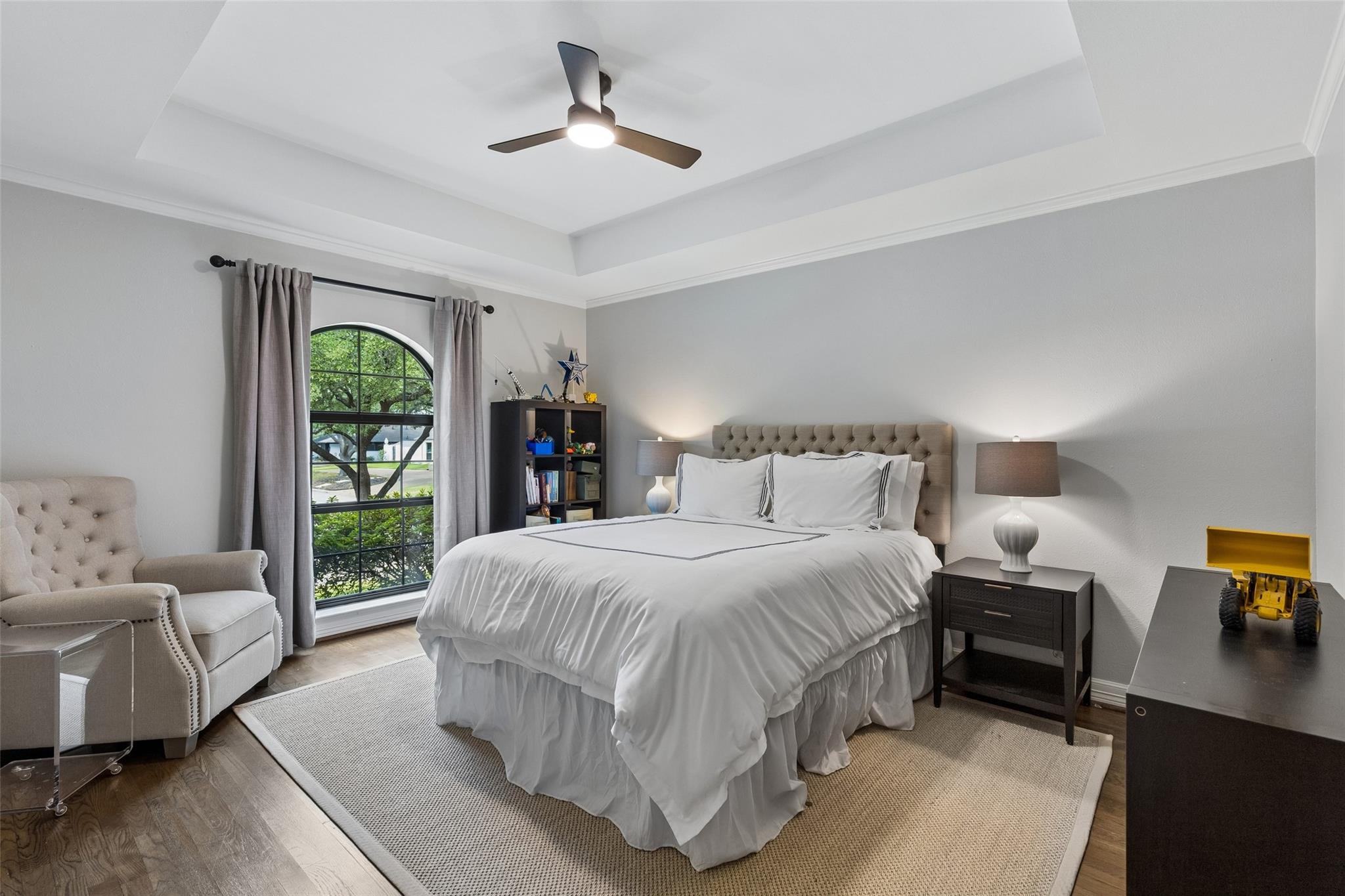 main property photo 14