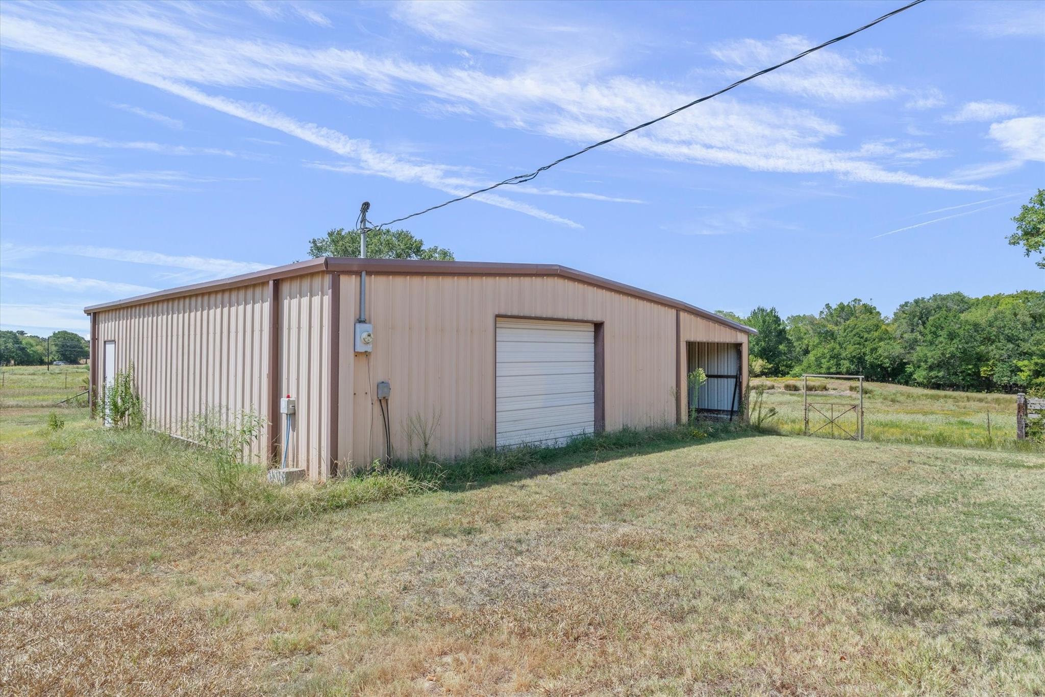 main property photo 35