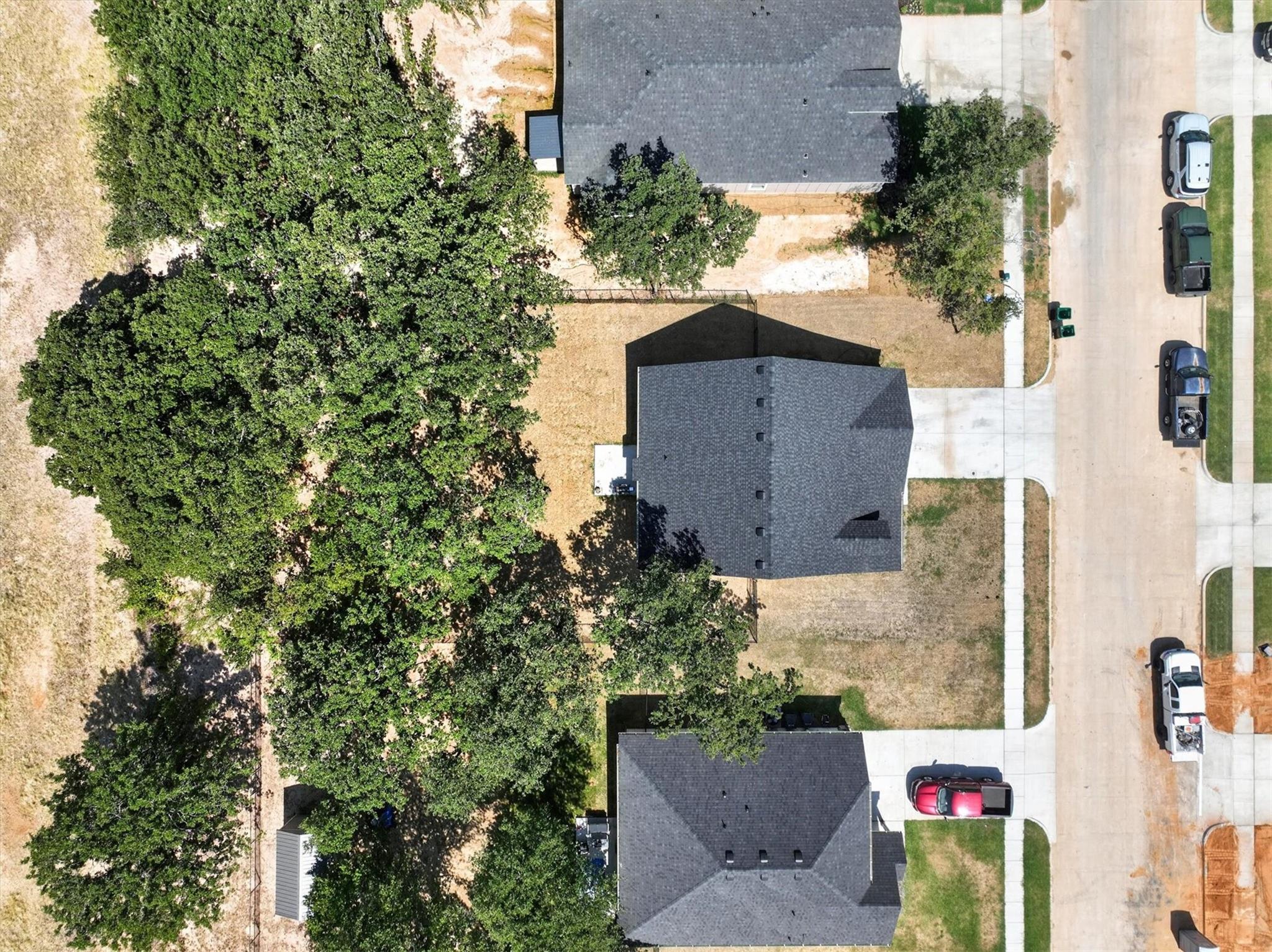 main property photo 32