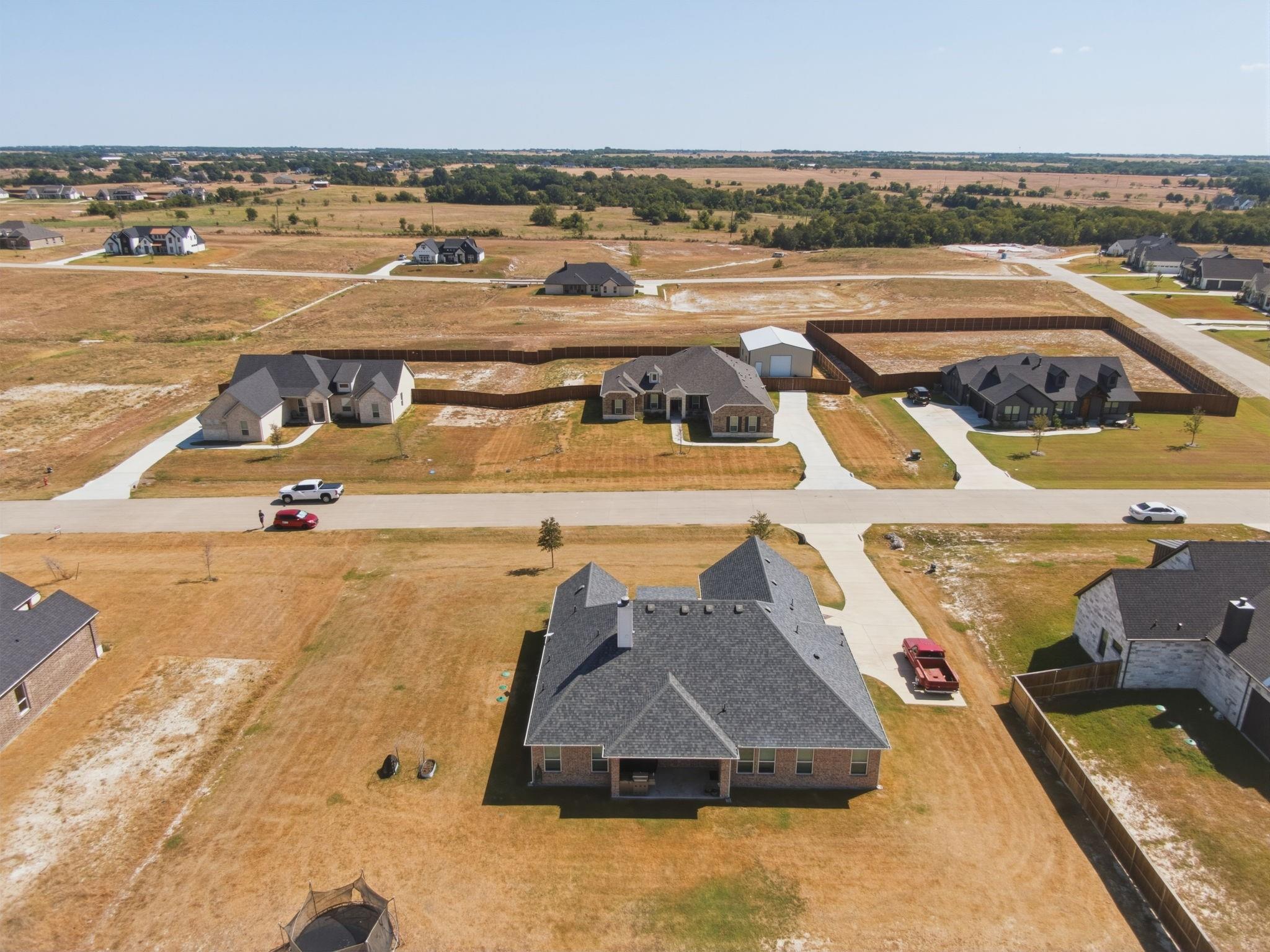 main property photo 32