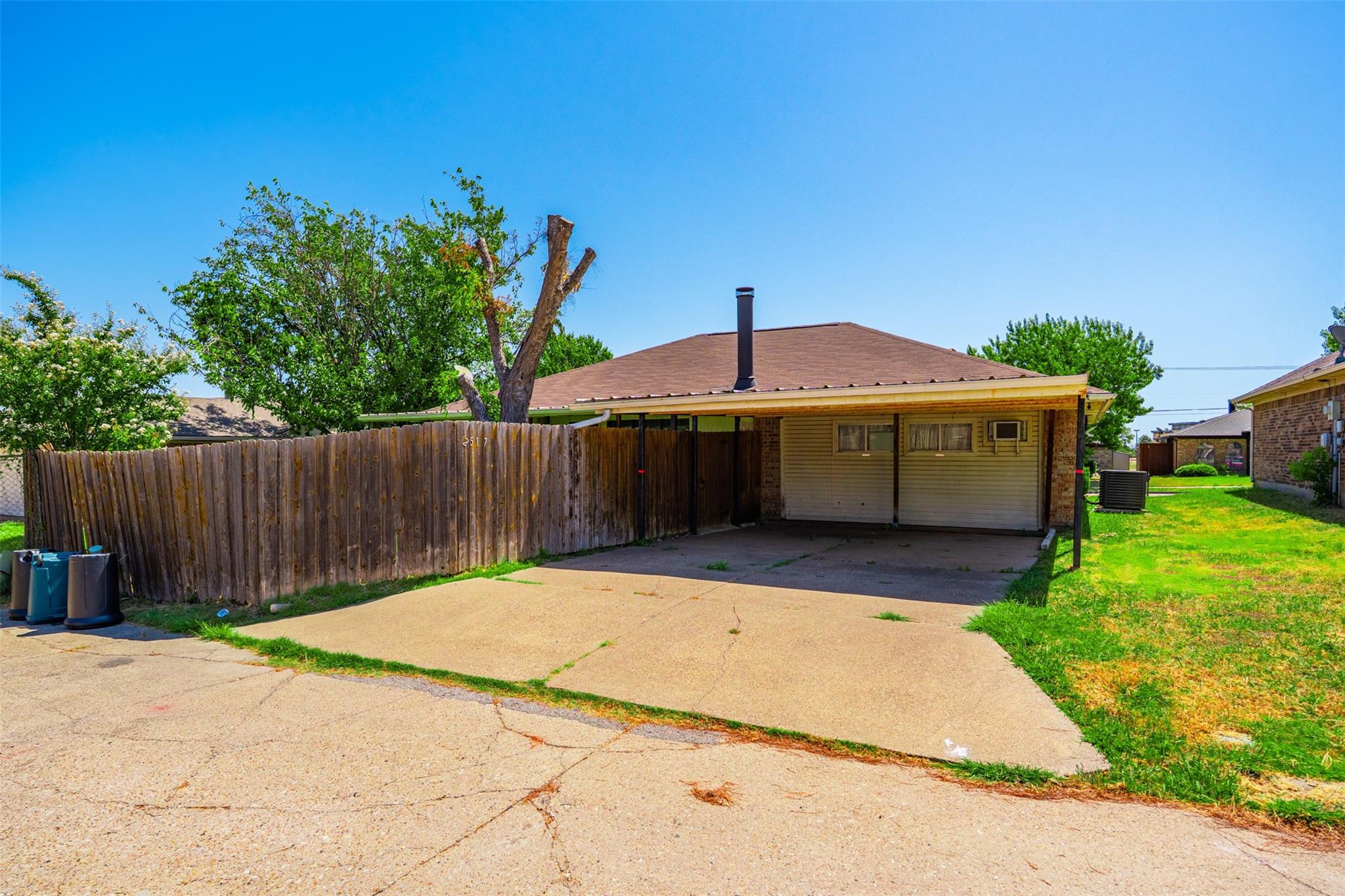main property photo 38