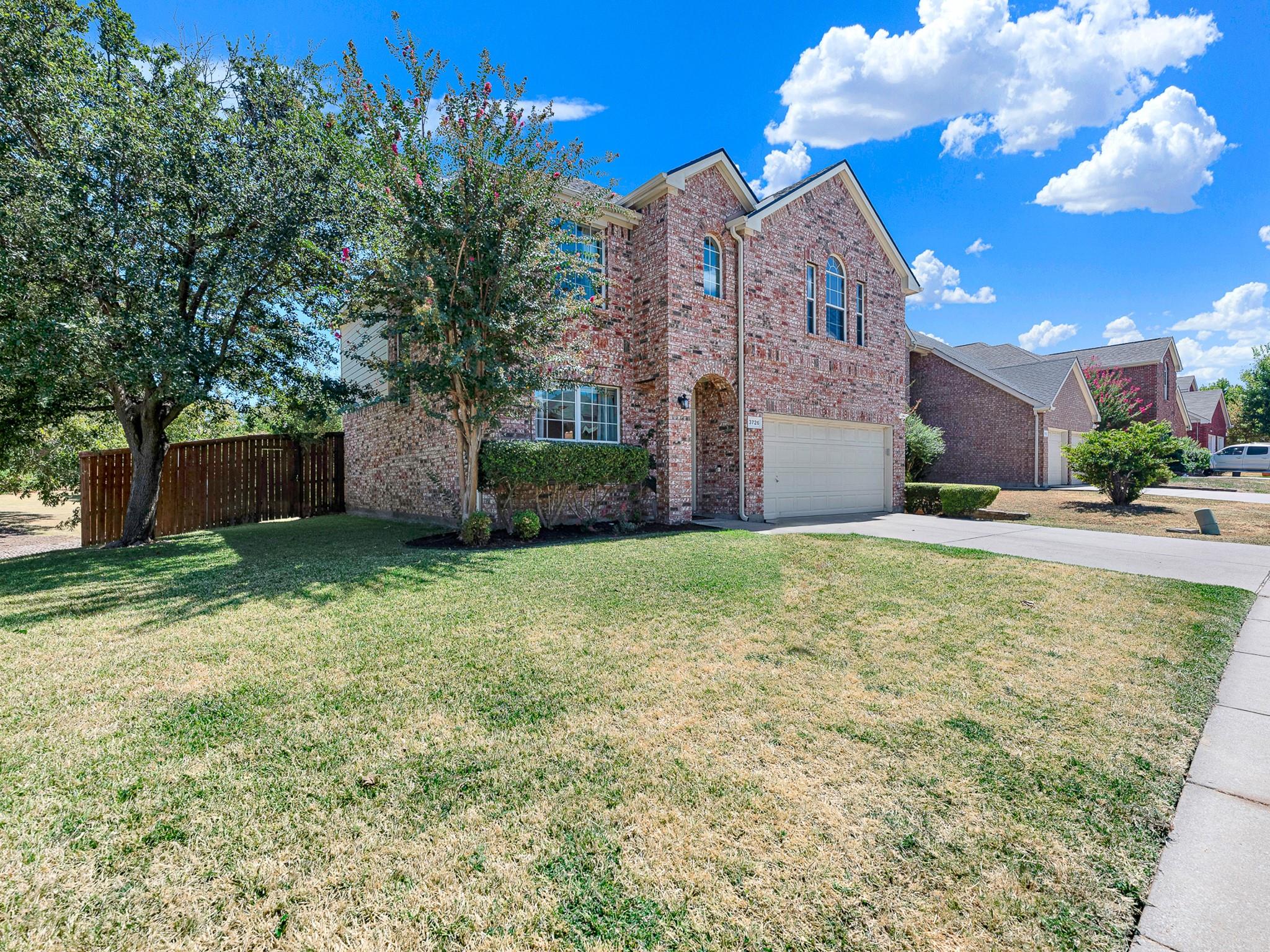 main property photo 32