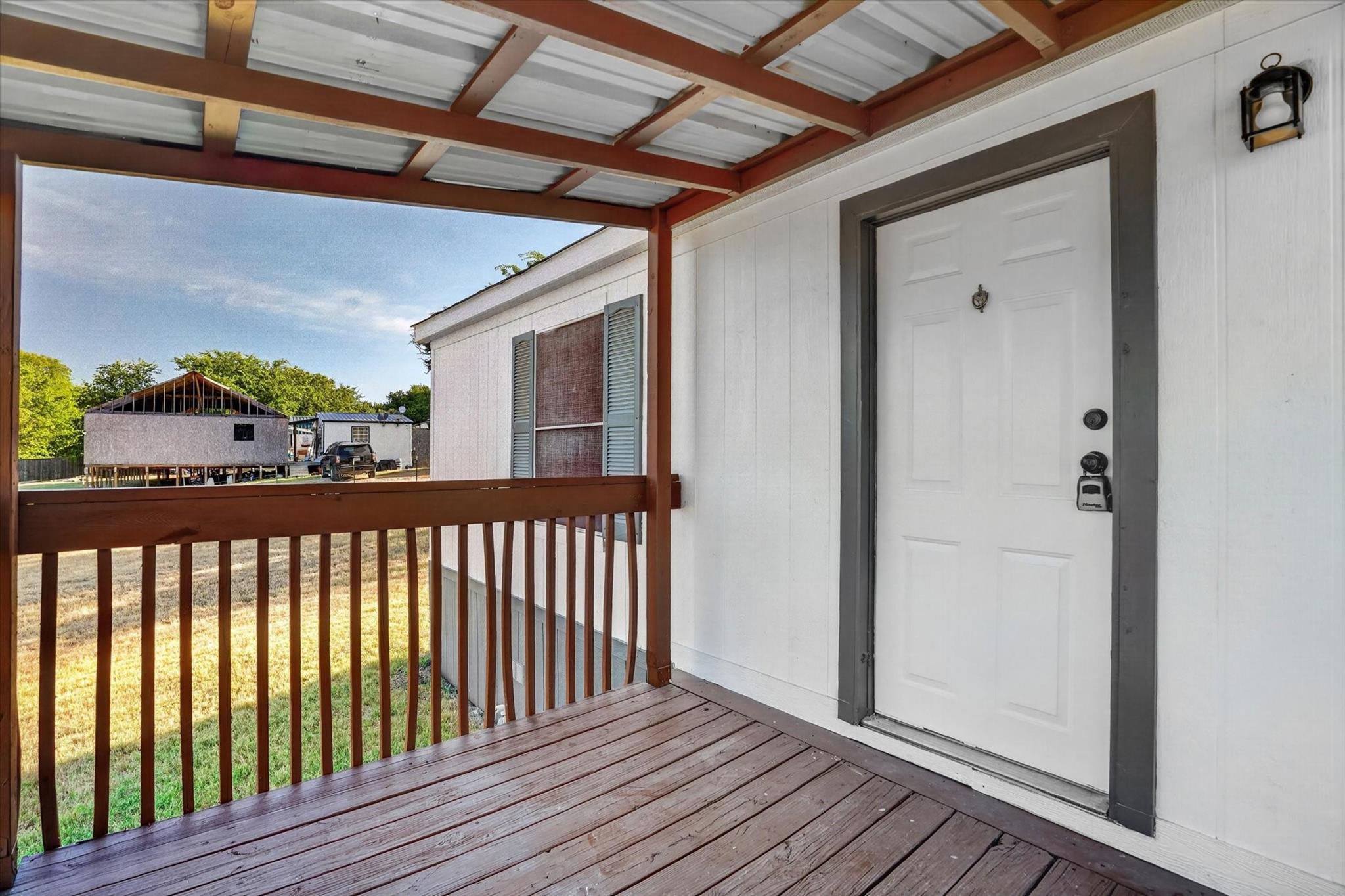 main property photo 23