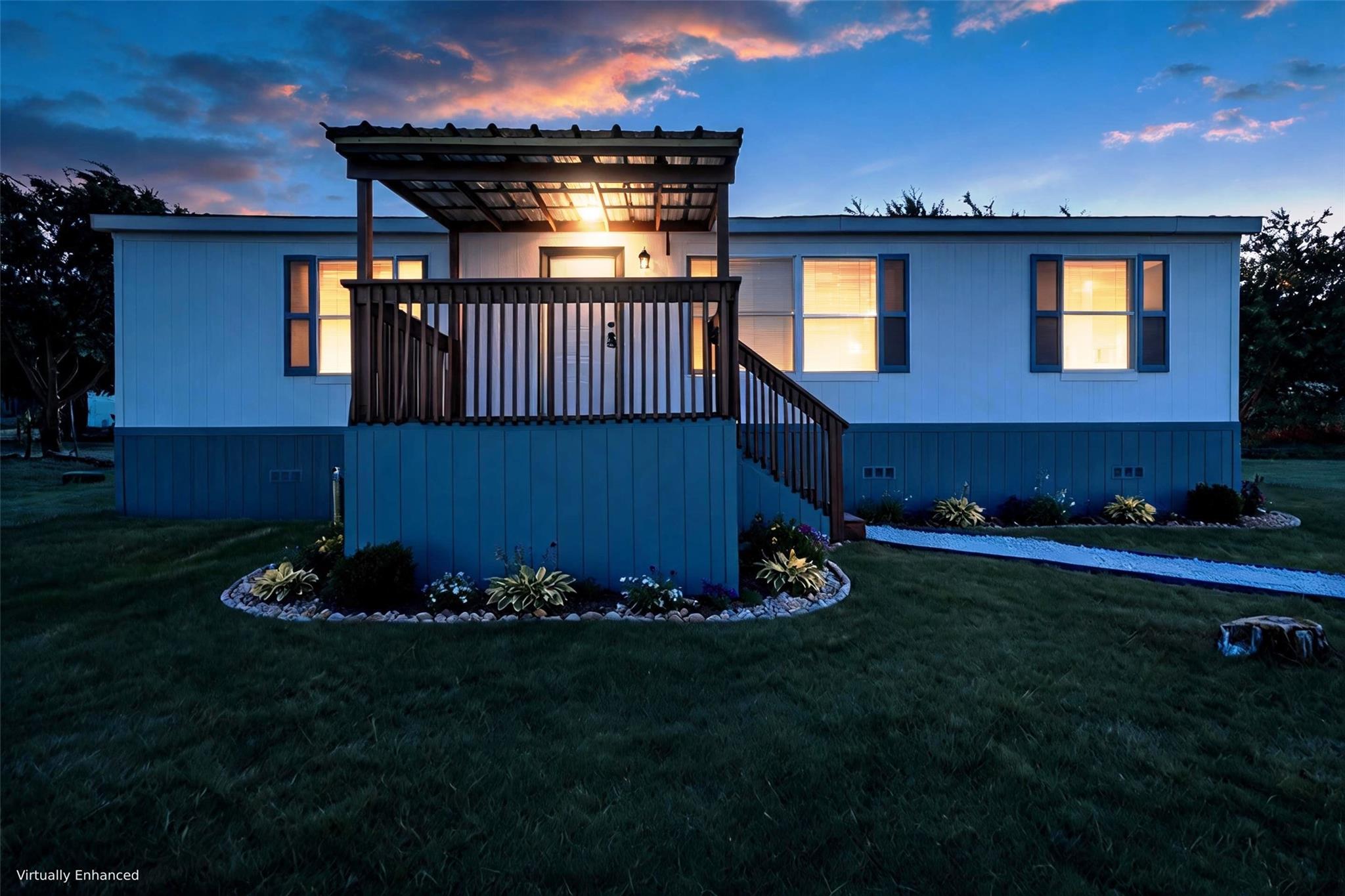 main property photo 30