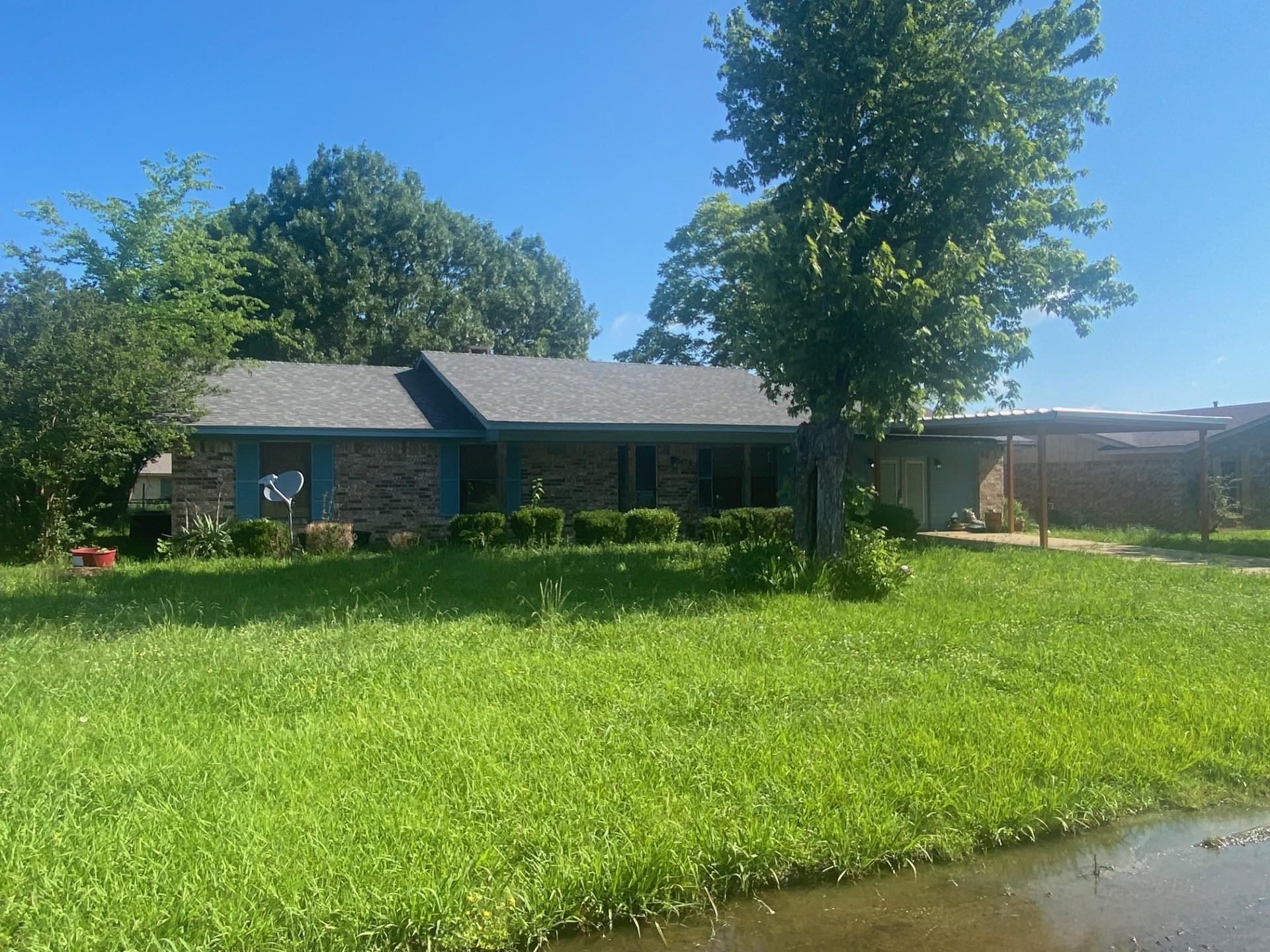 main property photo 29