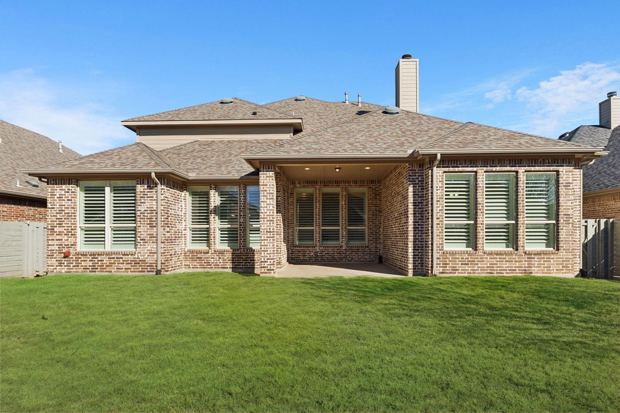 main property photo 35