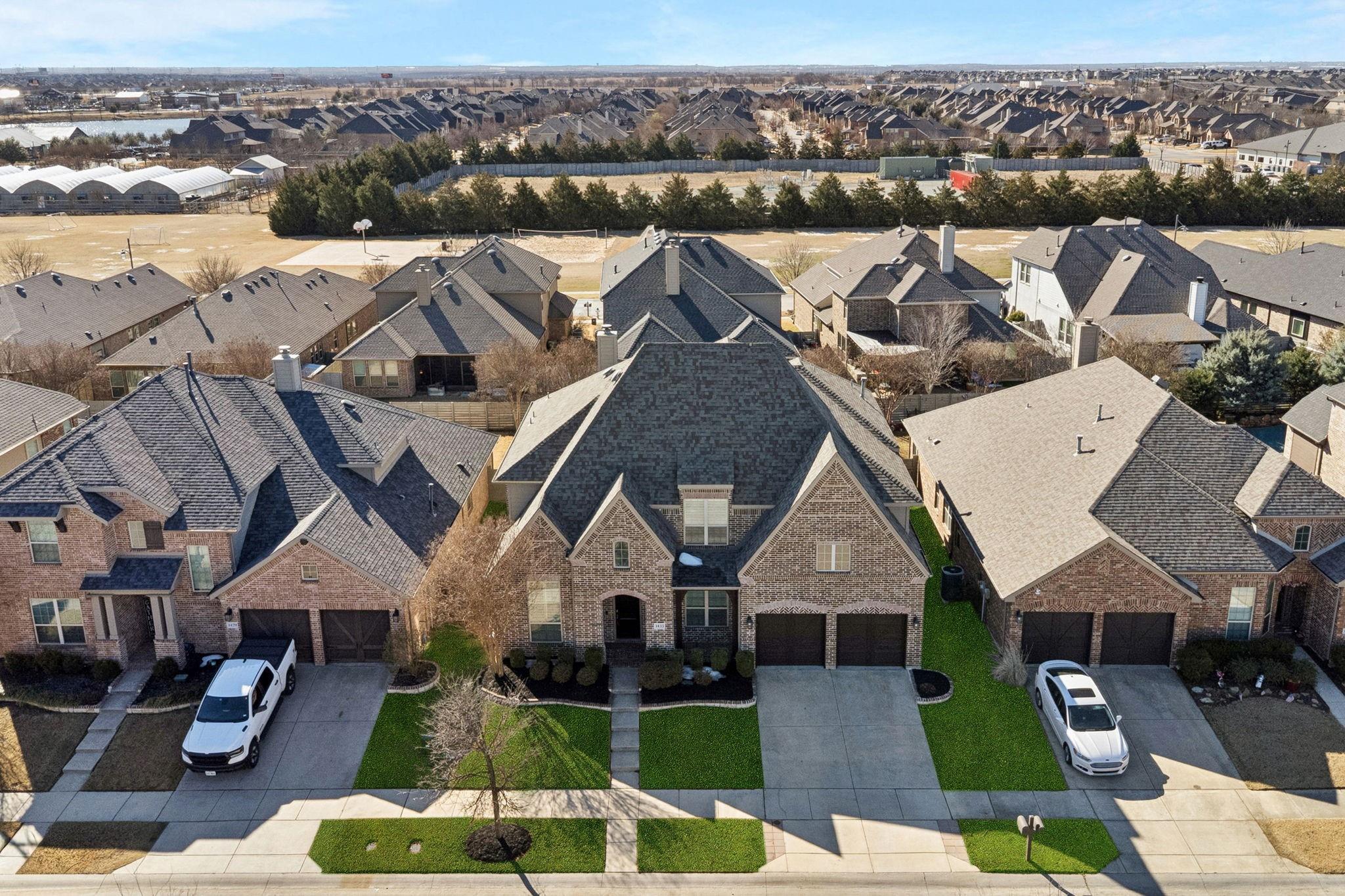 main property photo 38