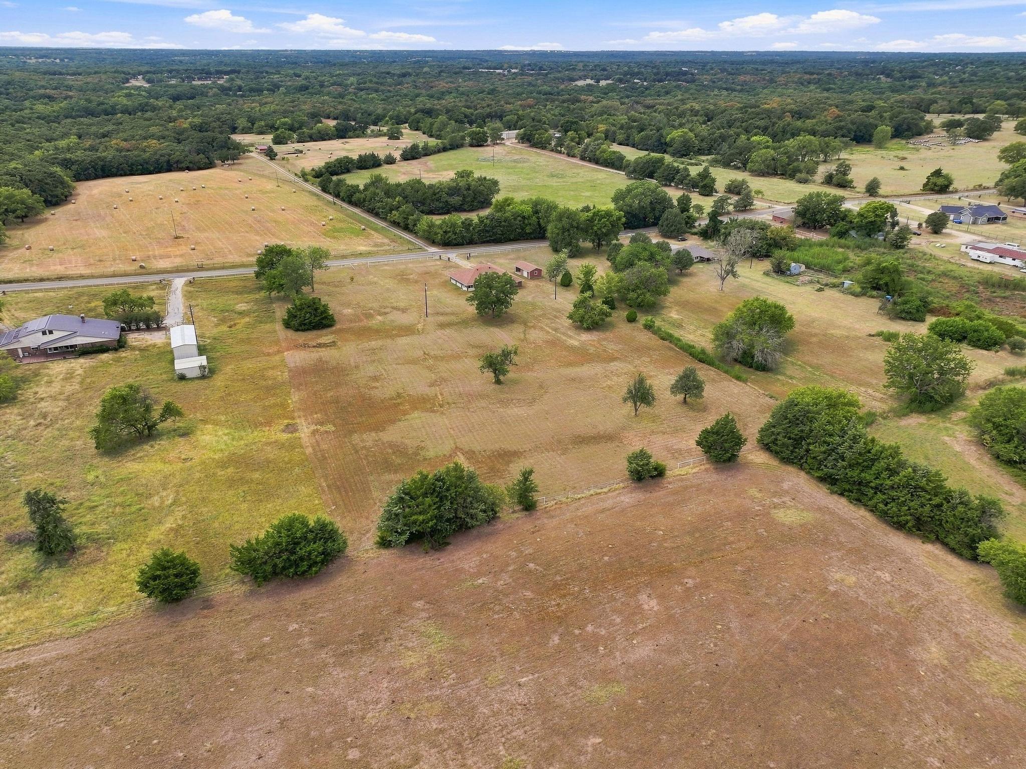 main property photo 7