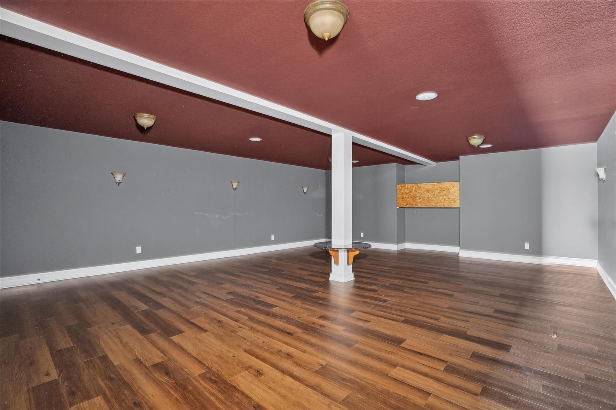 main property photo 26