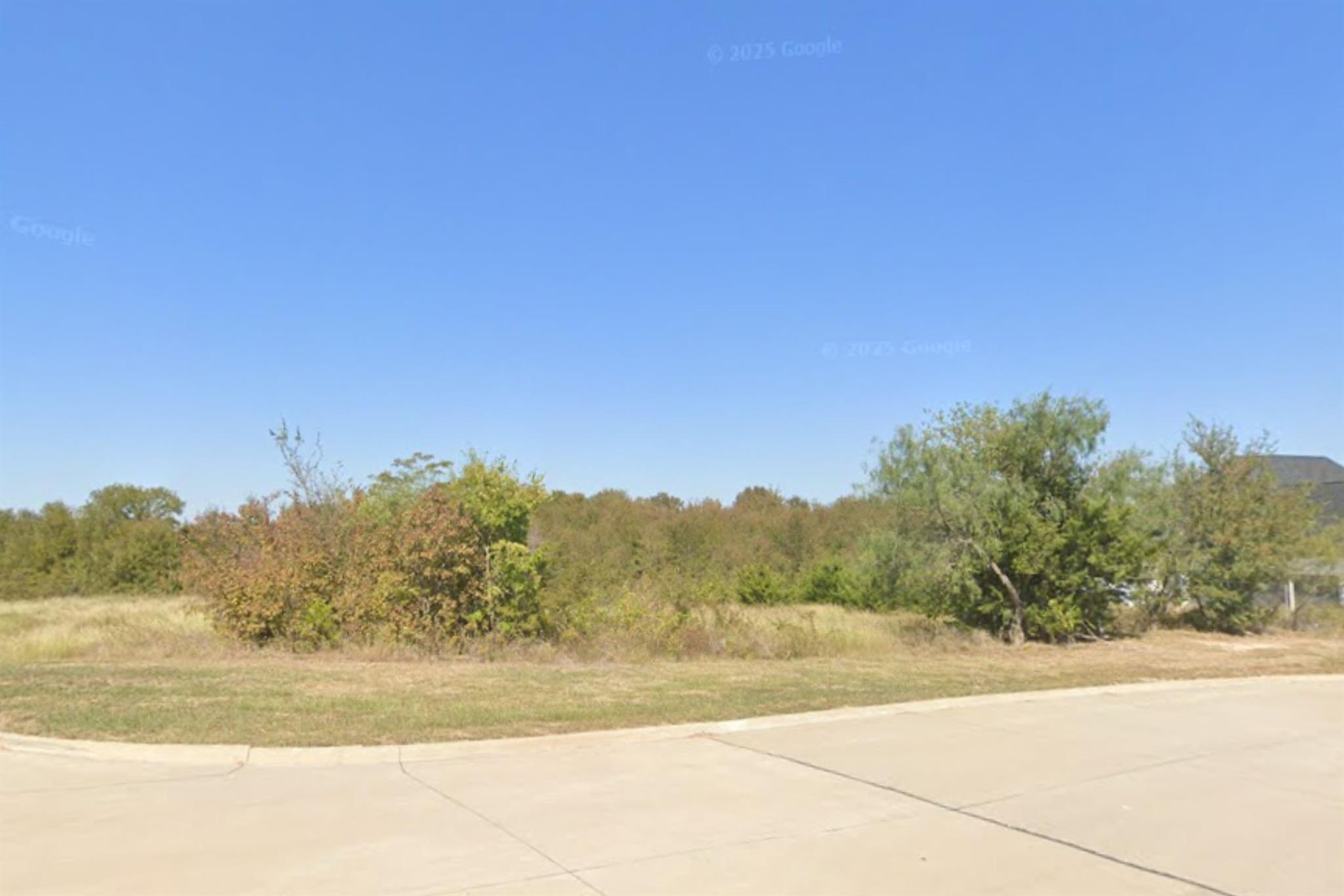 main property photo 6