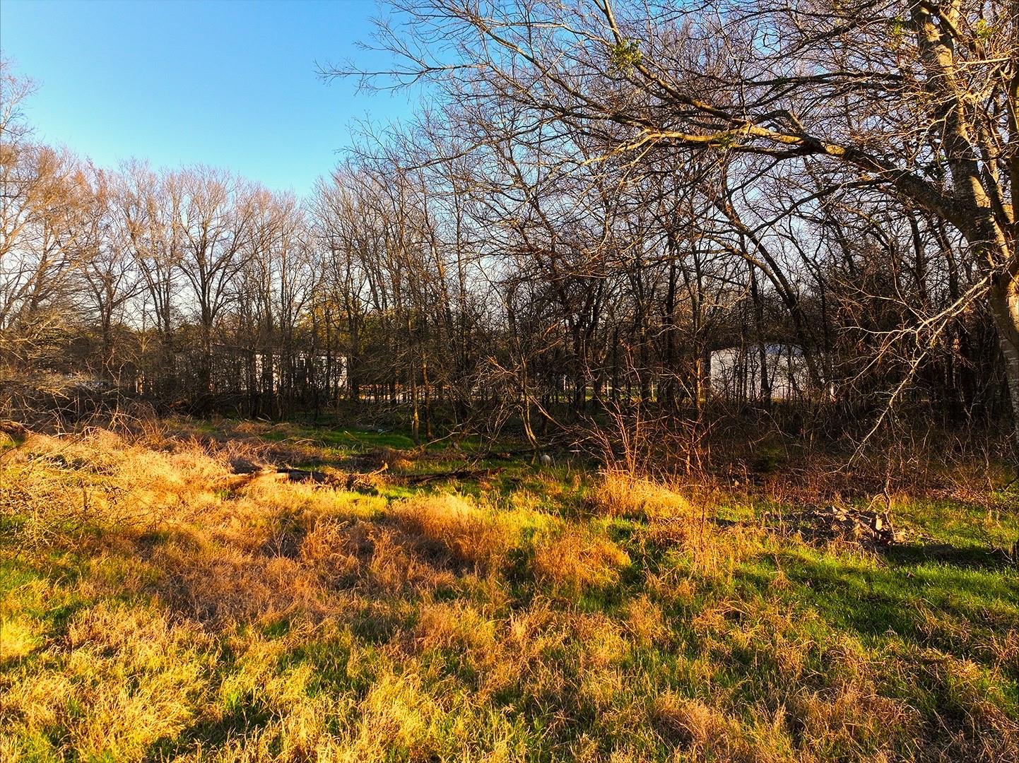 main property photo 6
