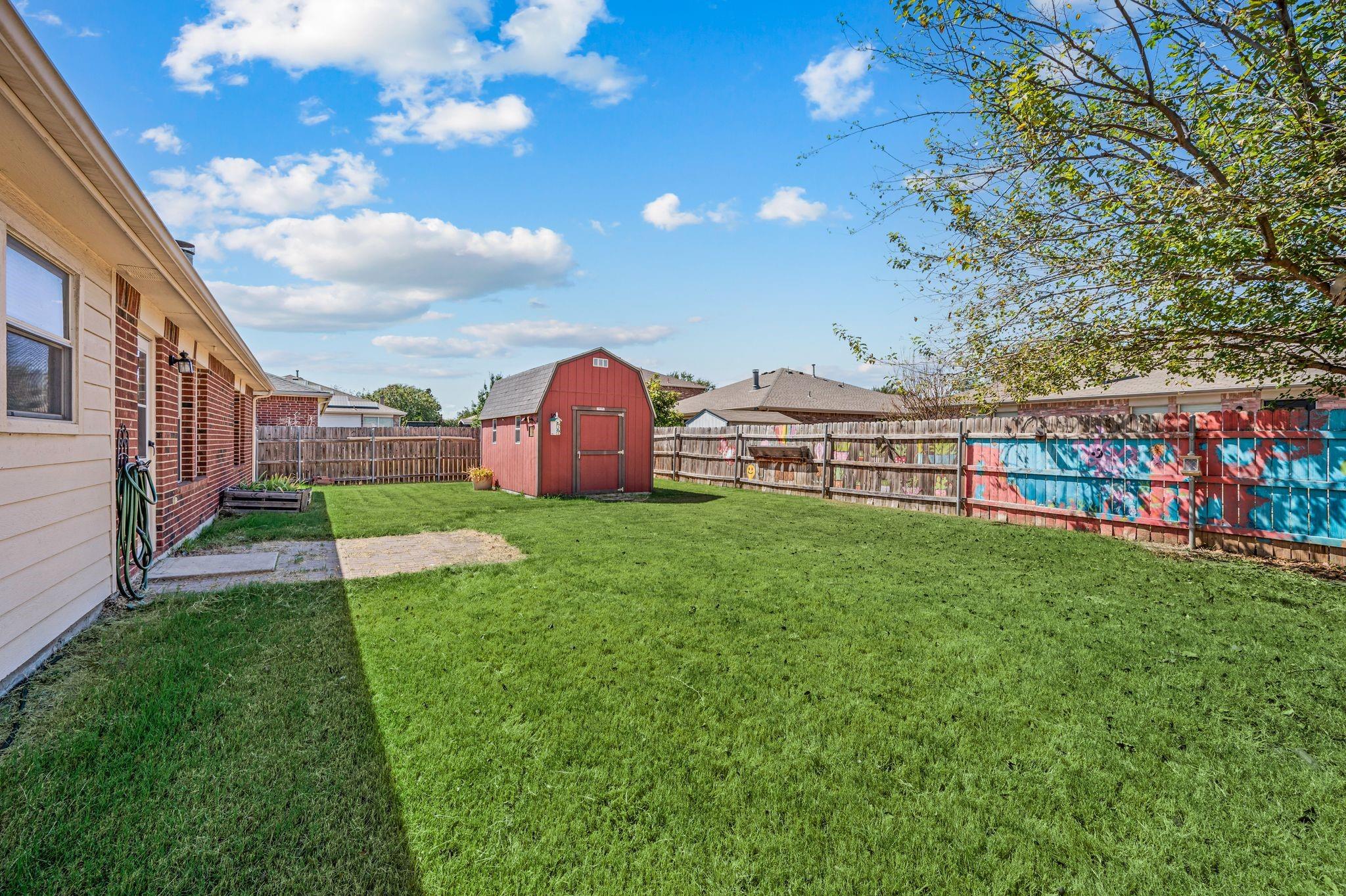 main property photo 29