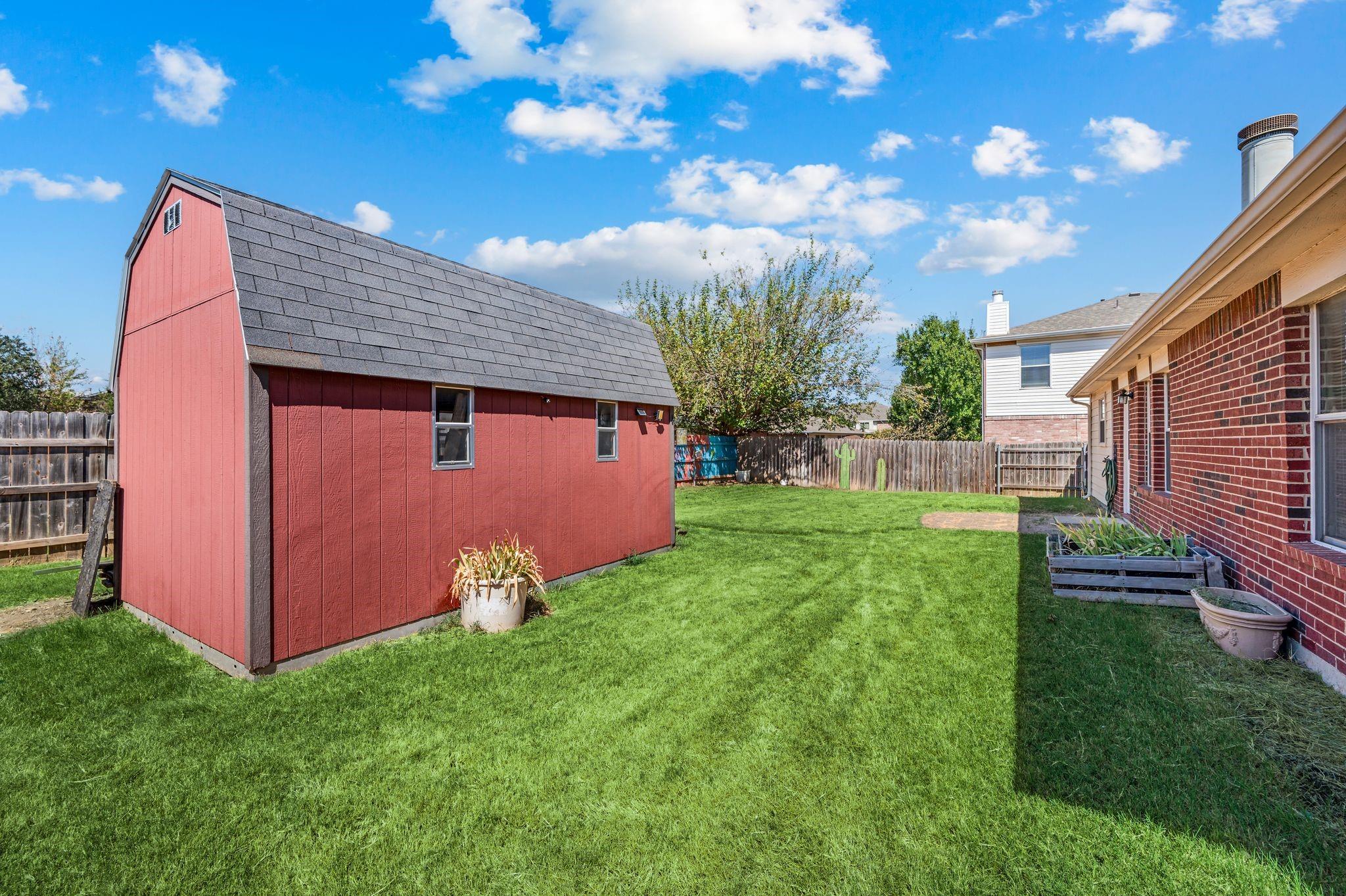 main property photo 31