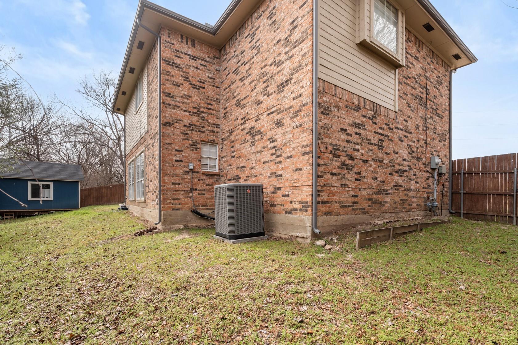 main property photo 22