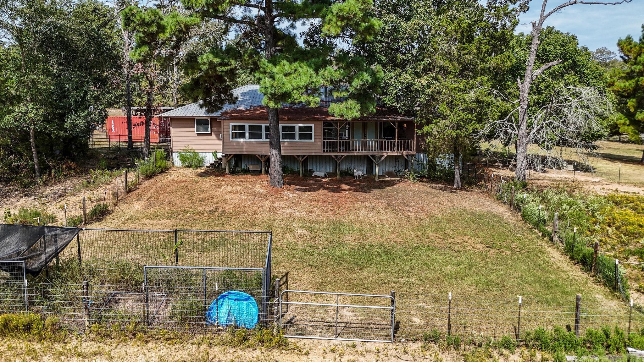 main property photo 32