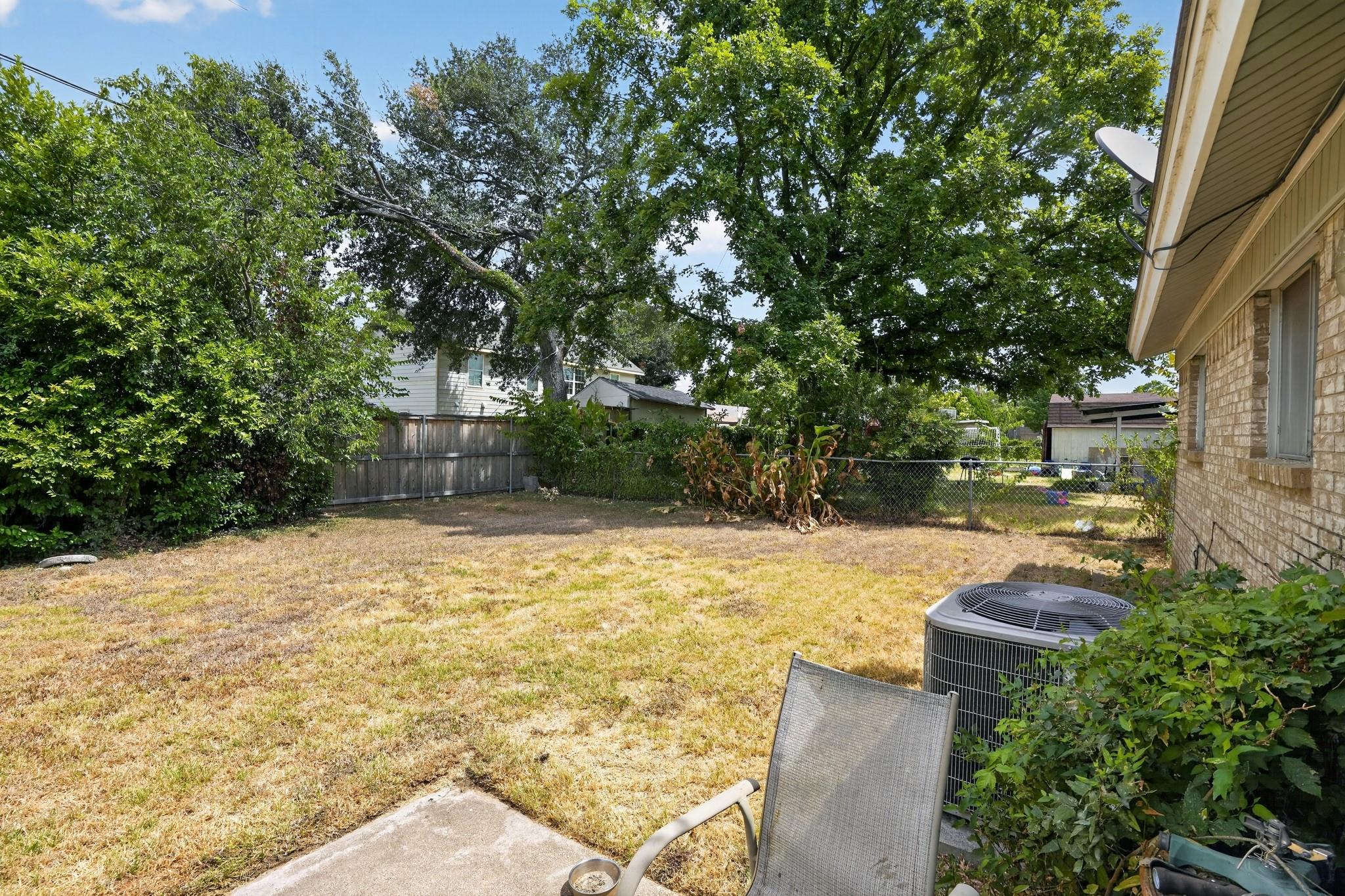 main property photo 10