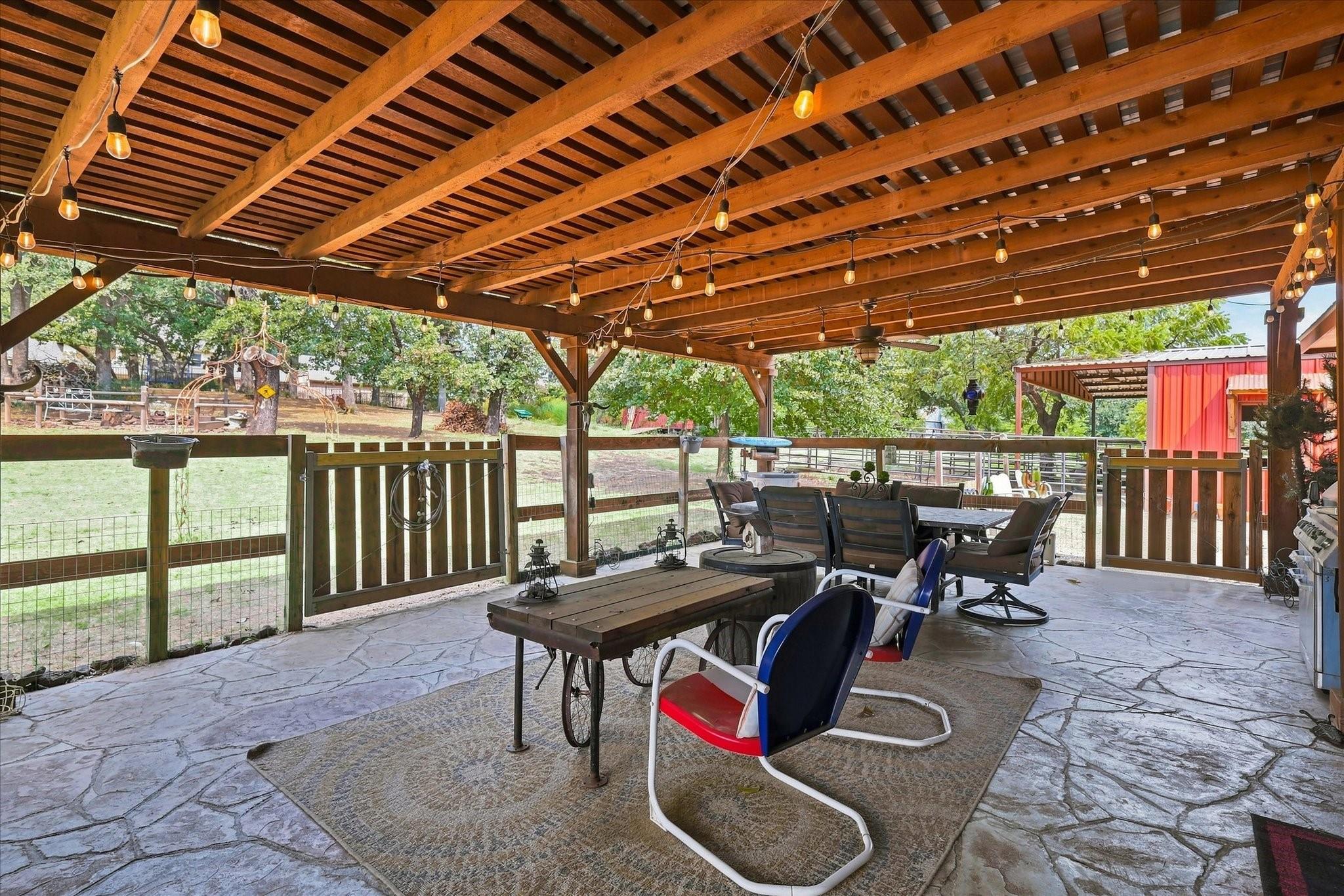 main property photo 25