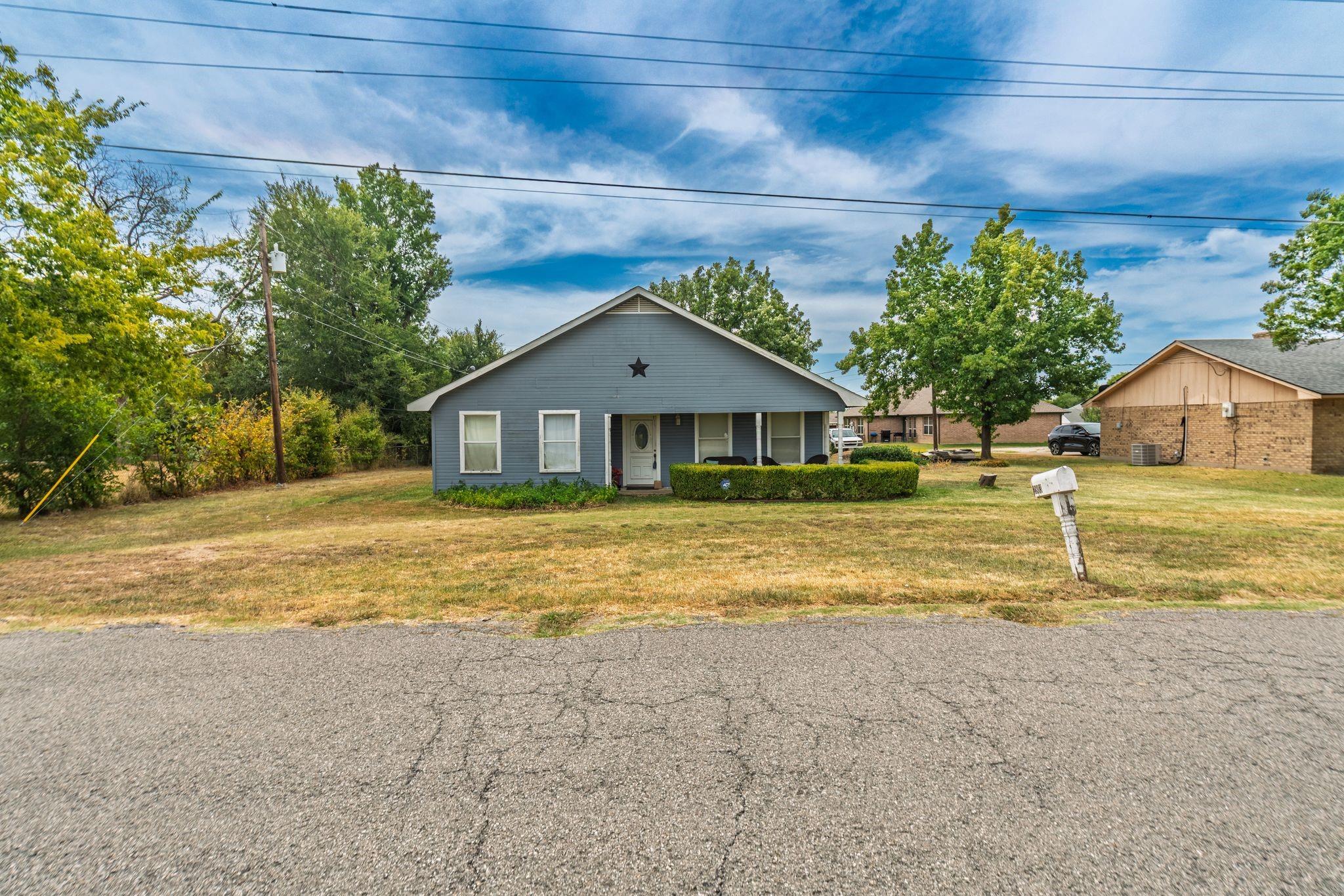 main property photo 3