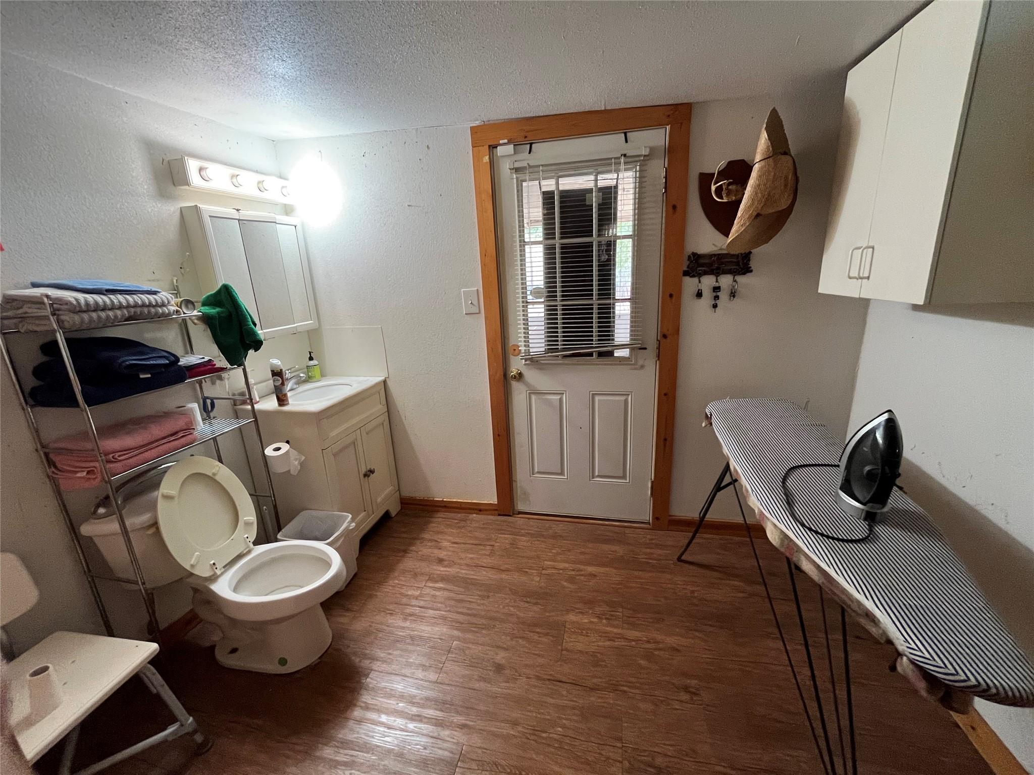 main property photo 20