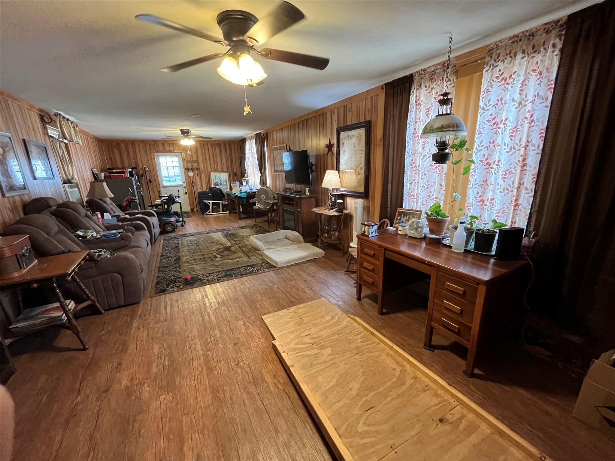 main property photo 25